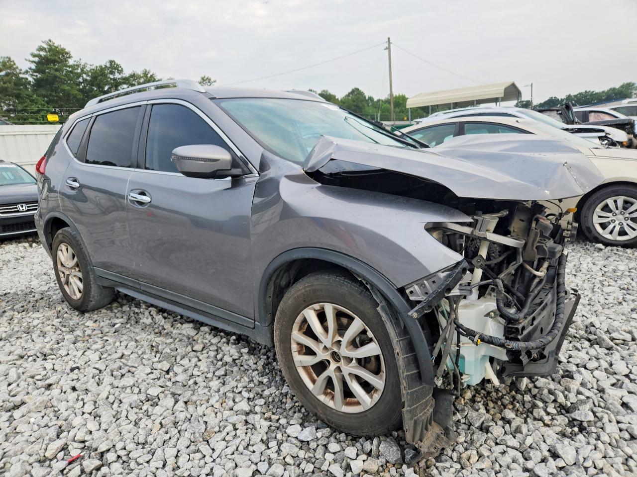 2018 Nissan Rogue Sv Gray vin: KNMAT2MT3JP504630