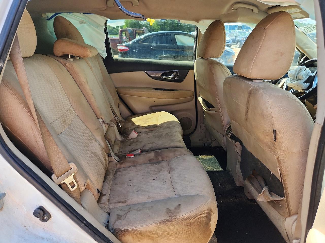 2018 Nissan Rogue Sv White vin: KNMAT2MT3JP614481