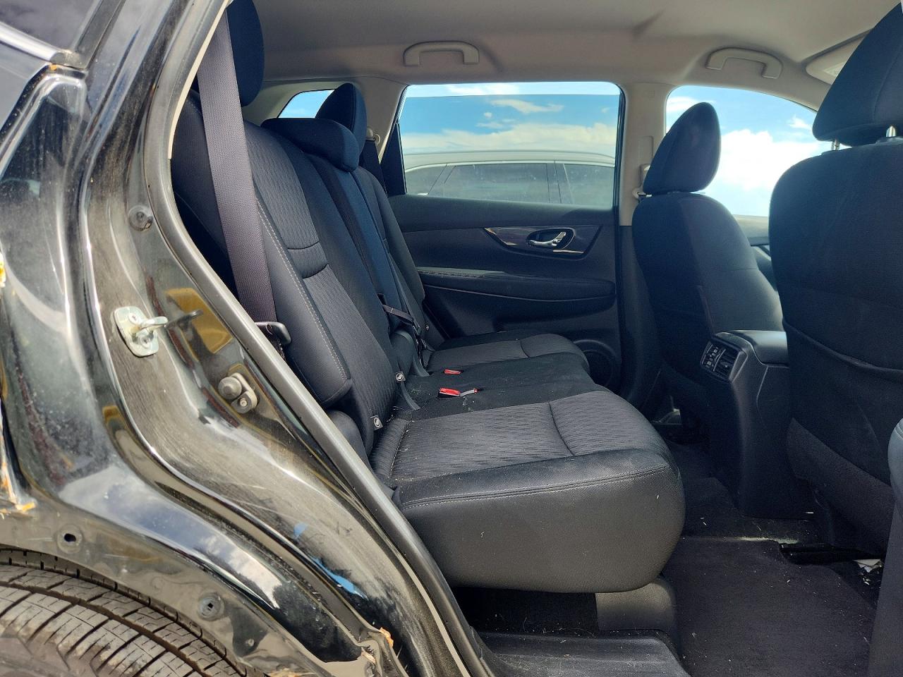 2019 Nissan Rogue Sv Черный vin: KNMAT2MT3KP543896