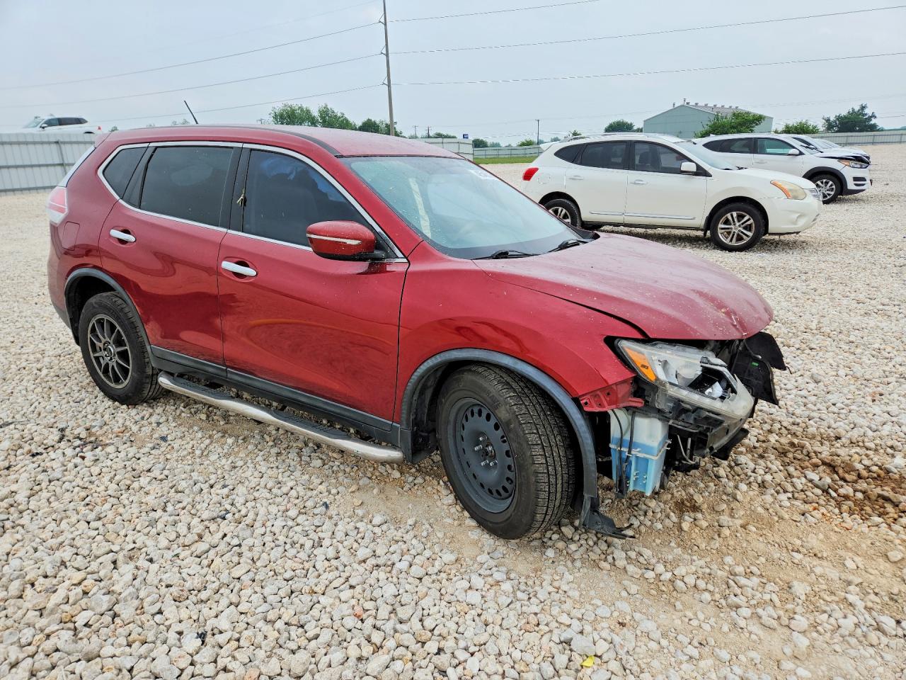 2015 Nissan Rogue S Burgundy vin: KNMAT2MT4FP536803