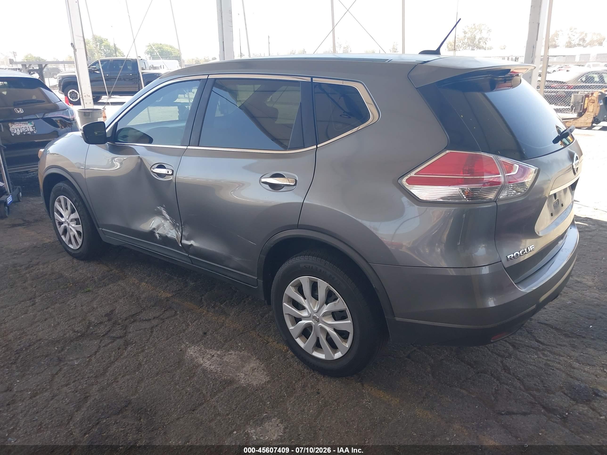 2015 Nissan Rogue S Gray vin: KNMAT2MT4FP551804
