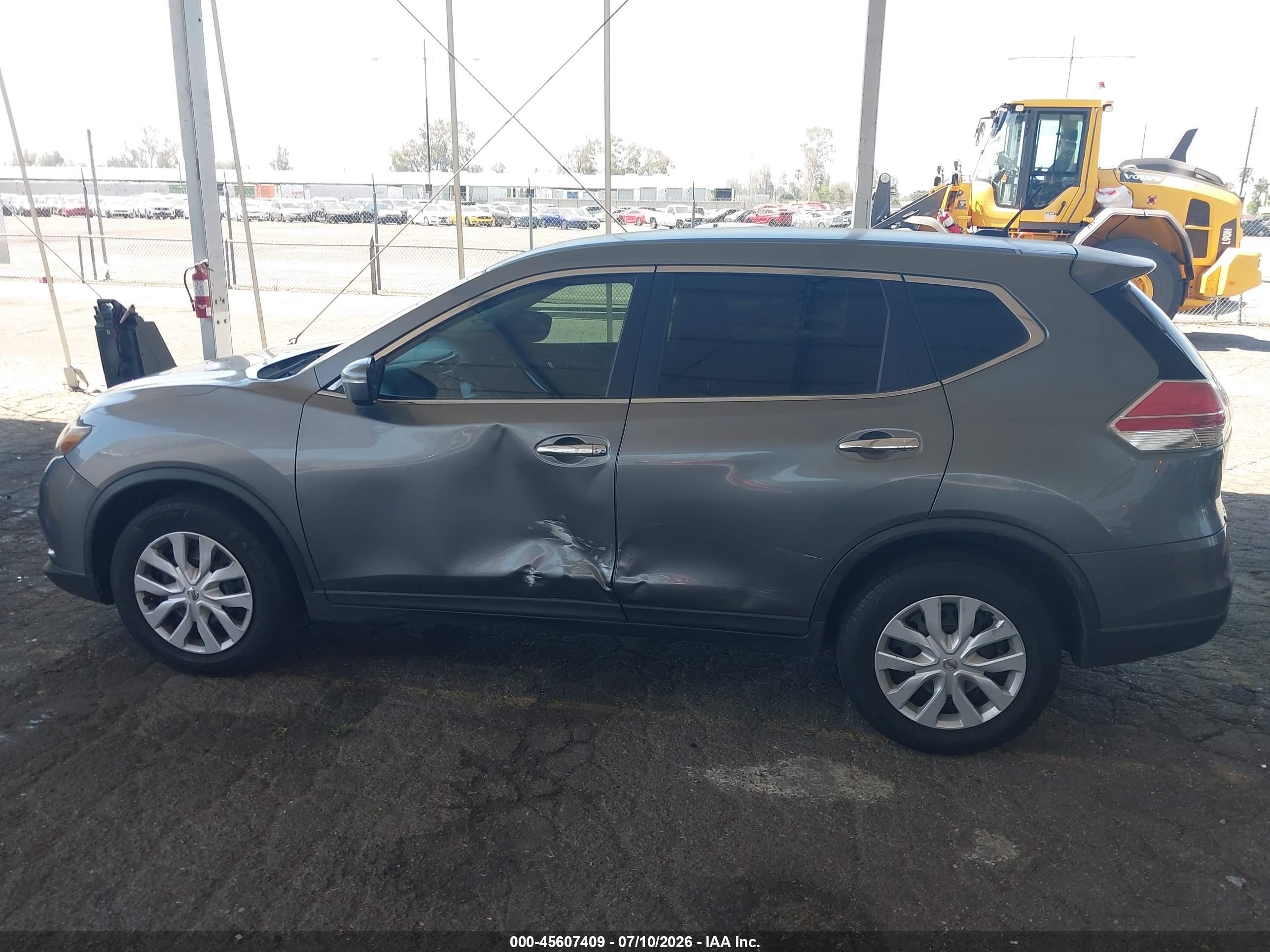2015 Nissan Rogue S Gray vin: KNMAT2MT4FP551804