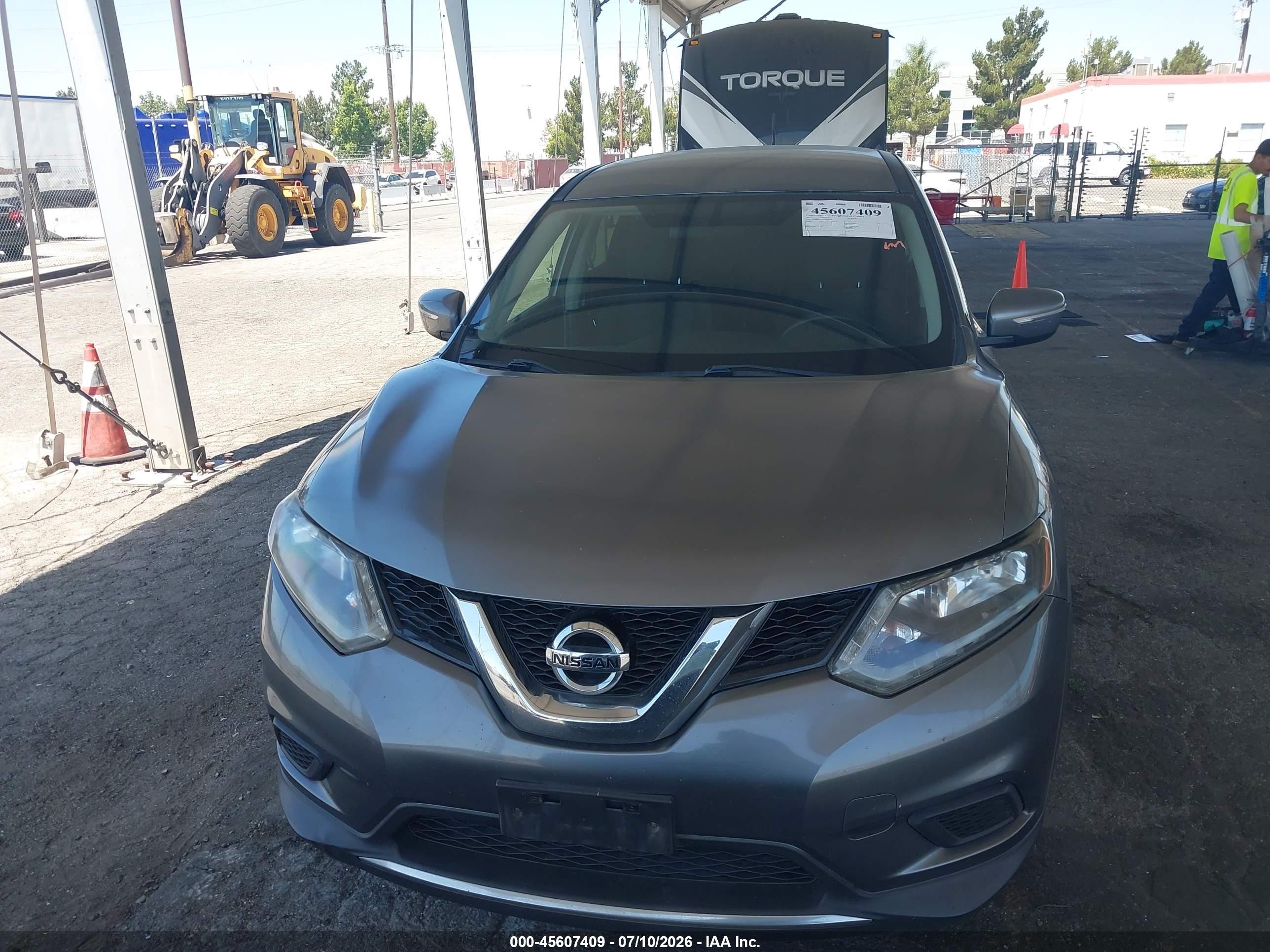2015 Nissan Rogue S Gray vin: KNMAT2MT4FP551804