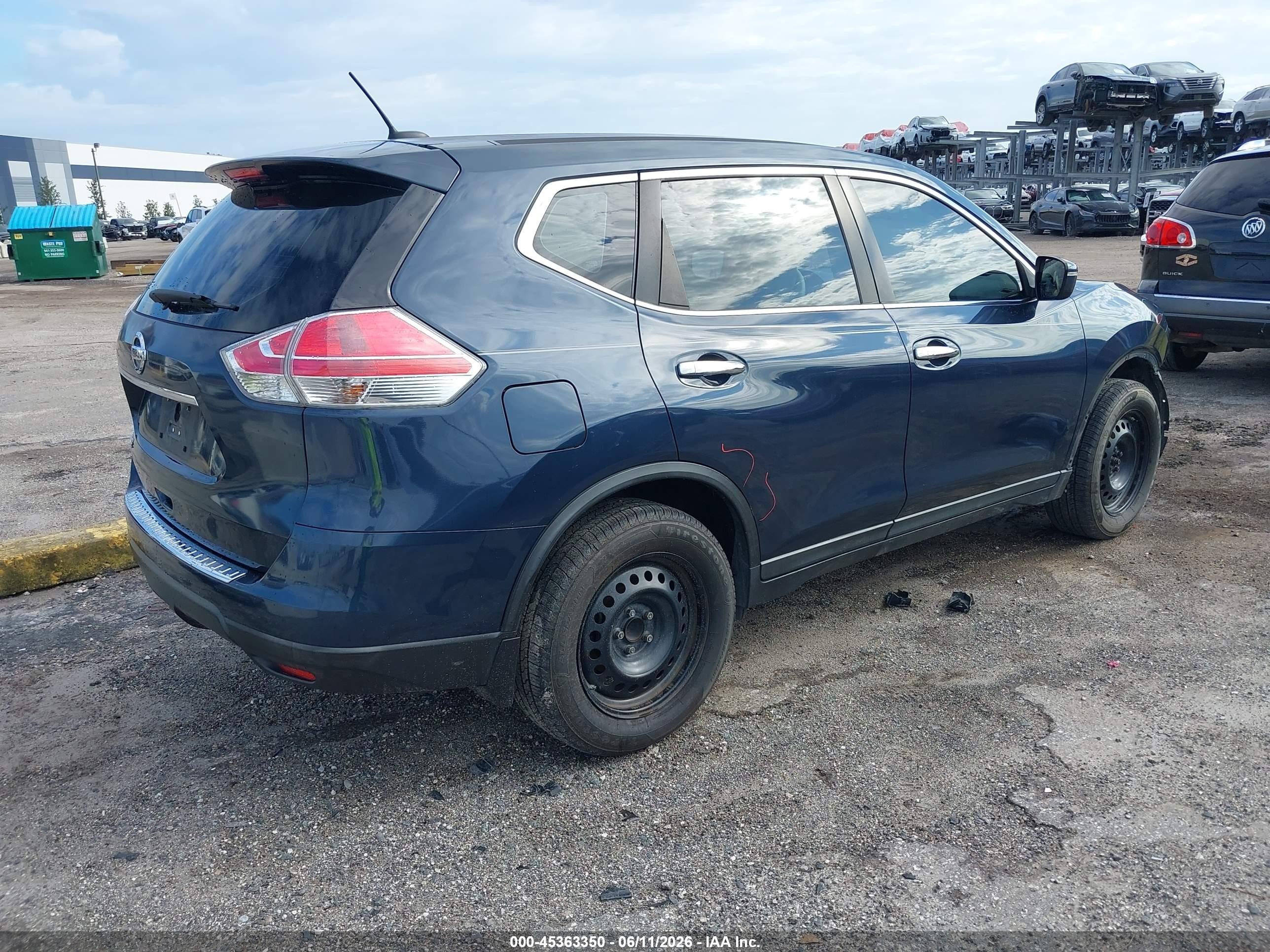 2015 Nissan Rogue S Navy vin: KNMAT2MT4FP556761