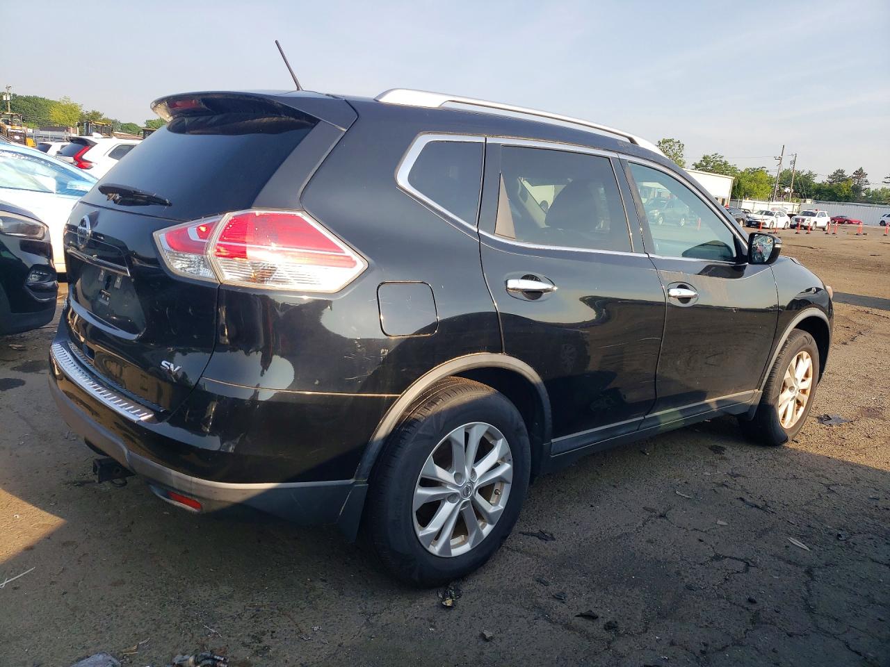 2015 Nissan Rogue Sv Black vin: KNMAT2MT4FP583541