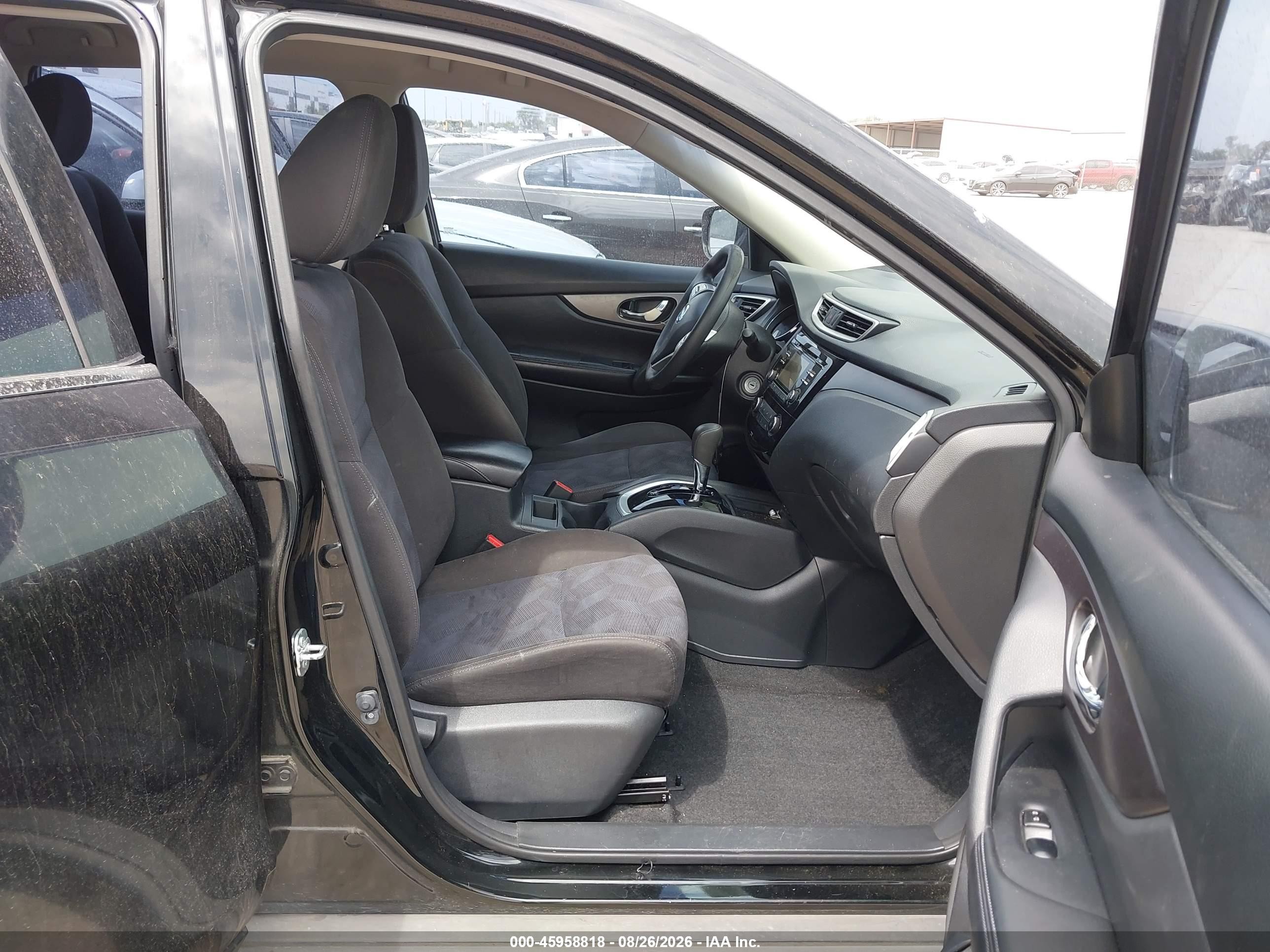 2015 Nissan Rogue S Черный vin: KNMAT2MT4FP585371