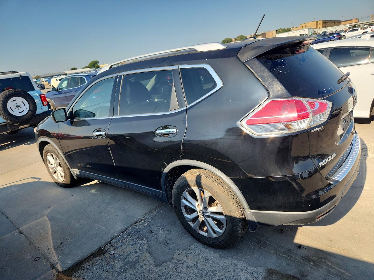 2015 Nissan Rogue Sv Black vin: KNMAT2MT4FP589923