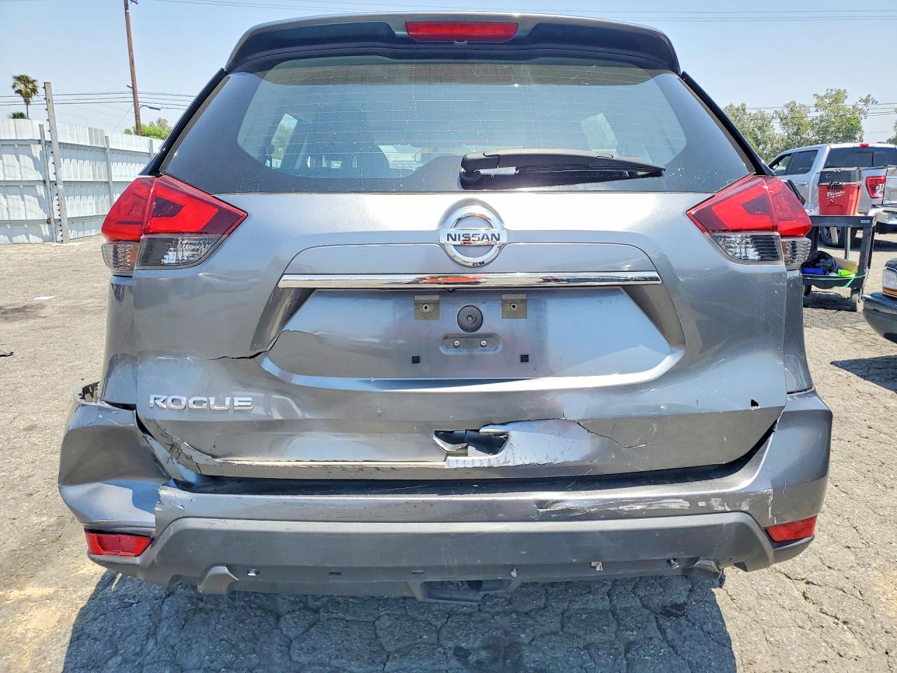 2017 Nissan Rogue S Charcoal vin: KNMAT2MT4HP534844