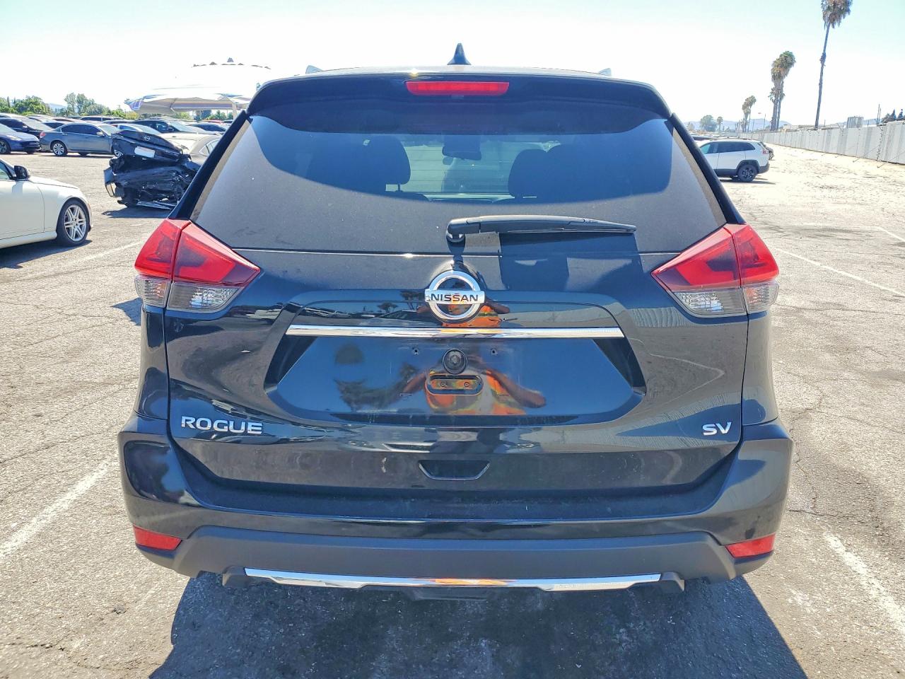 2018 Nissan Rogue Sv Black vin: KNMAT2MT4JP501686