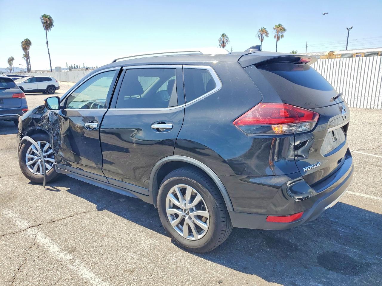 2018 Nissan Rogue Sv Black vin: KNMAT2MT4JP501686