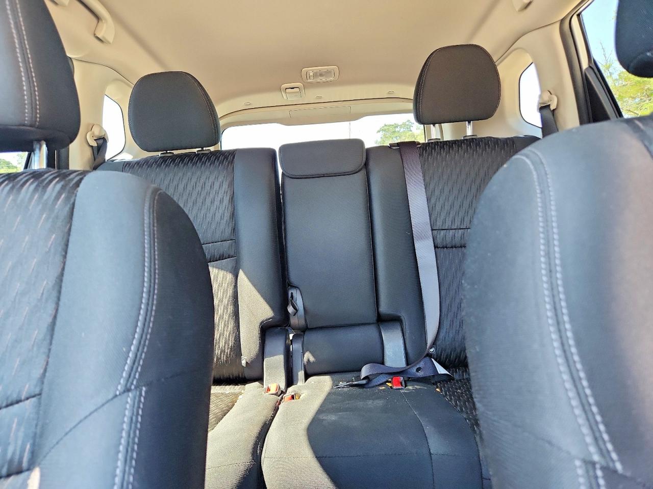 2019 Nissan Rogue Sv Silver vin: KNMAT2MT4KP510745