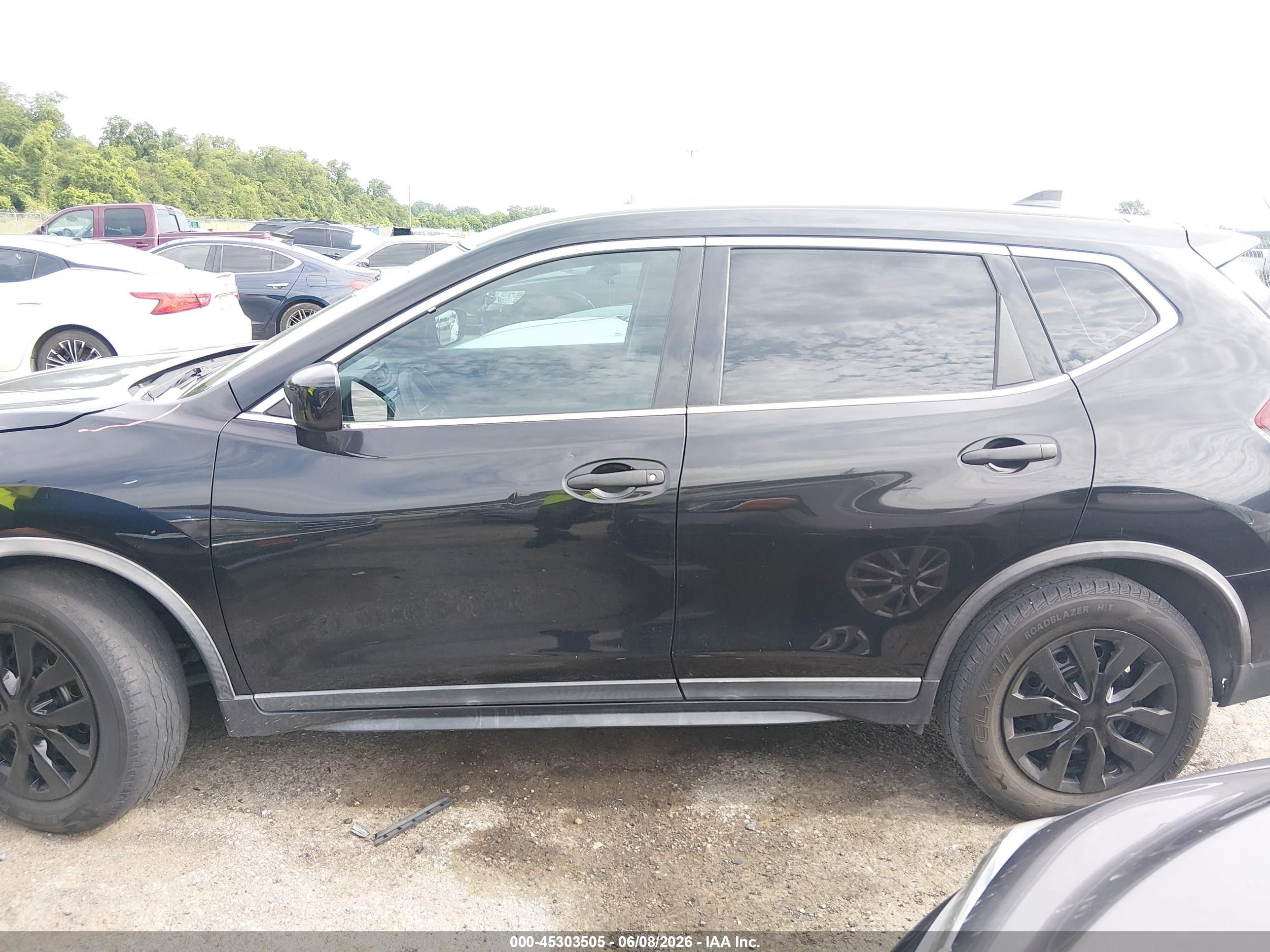2020 Nissan Rogue S Fwd Black vin: KNMAT2MT4LP528759