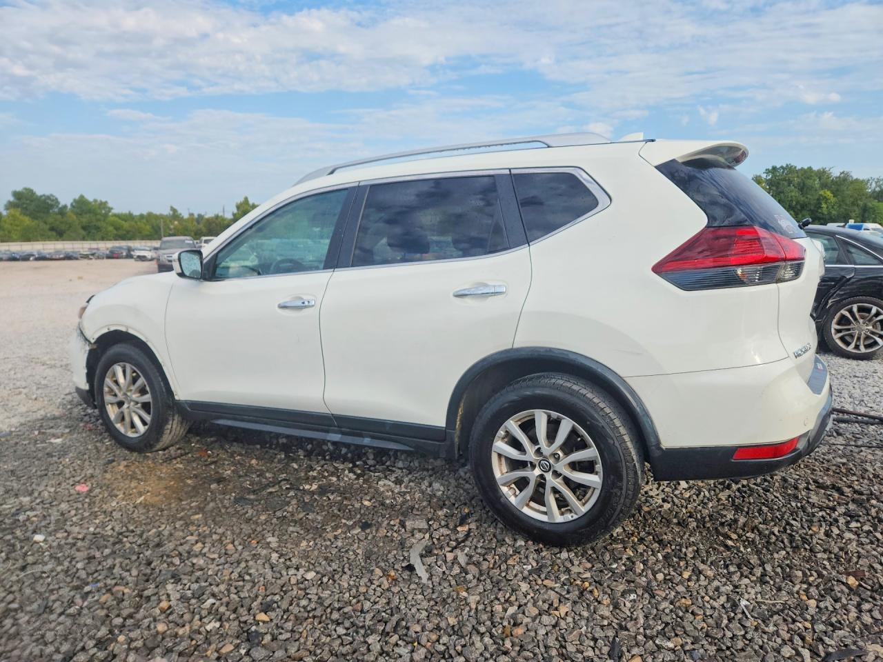 2020 Nissan Rogue Sv White vin: KNMAT2MT4LP536800