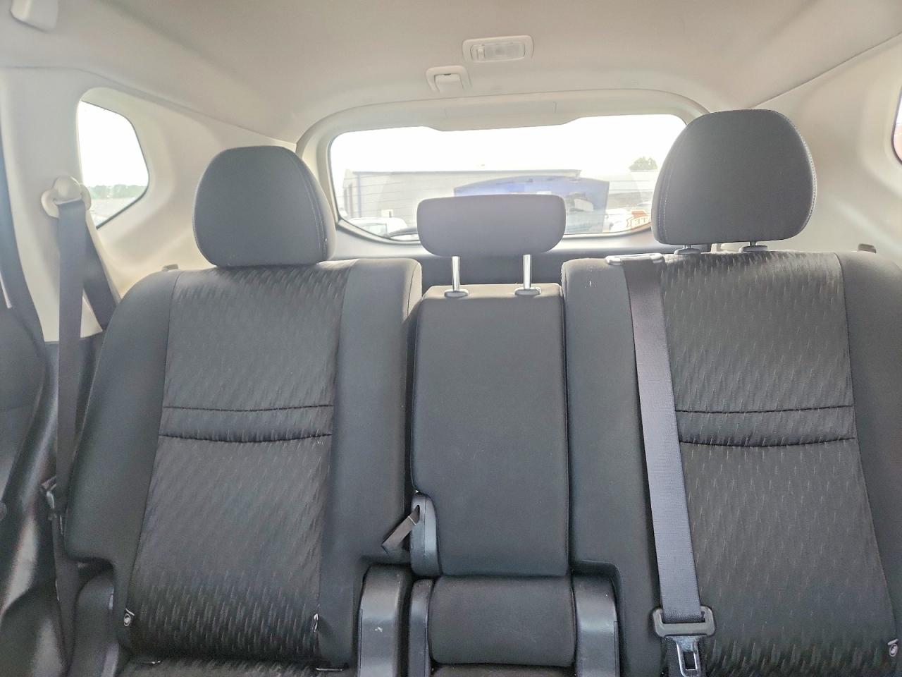 2020 Nissan Rogue Sv White vin: KNMAT2MT4LP536800