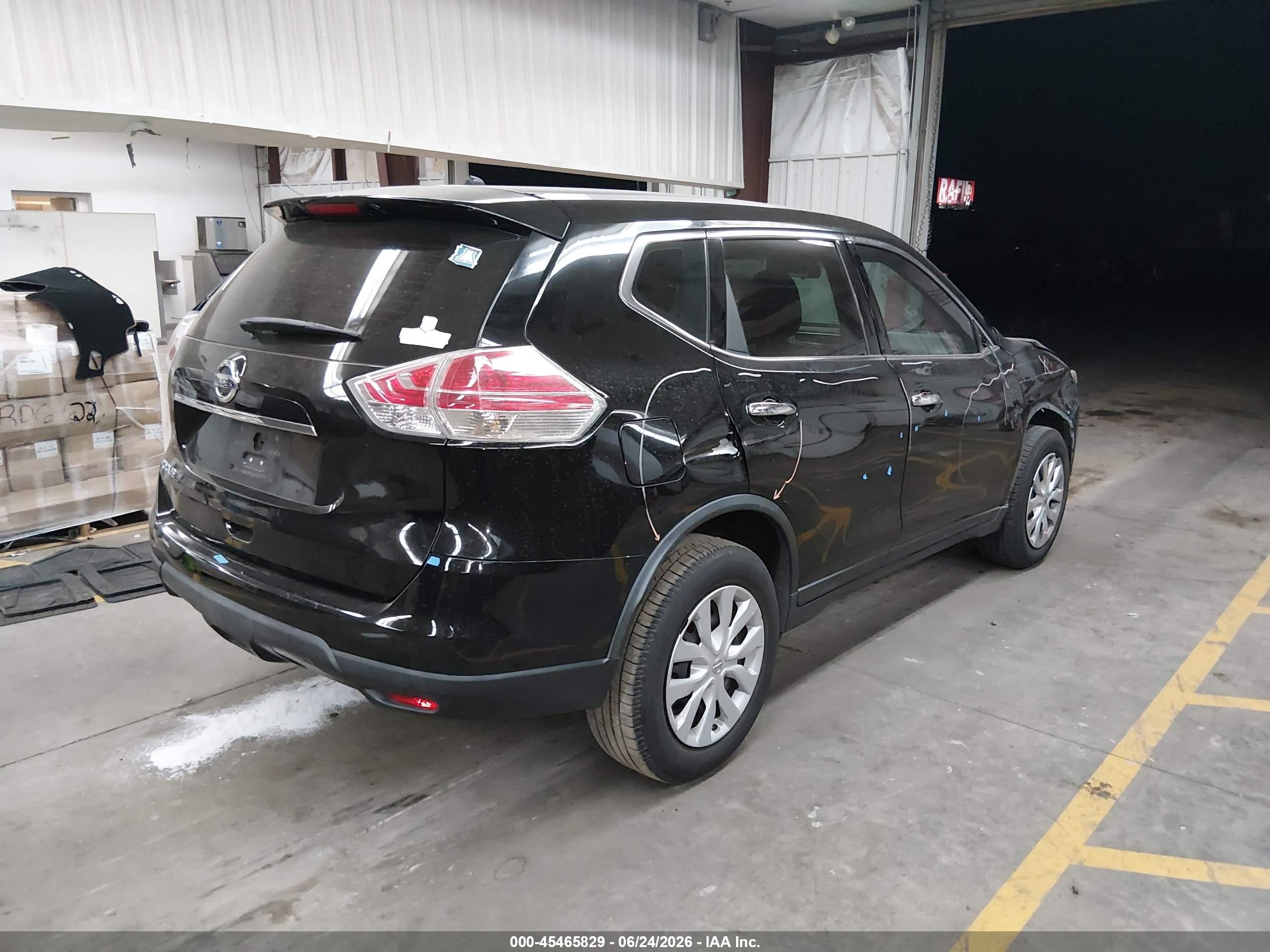 2015 Nissan Rogue S Черный vin: KNMAT2MT5FP503275