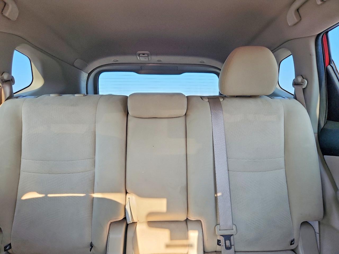 2015 Nissan Rogue Sv Красный vin: KNMAT2MT5FP523767