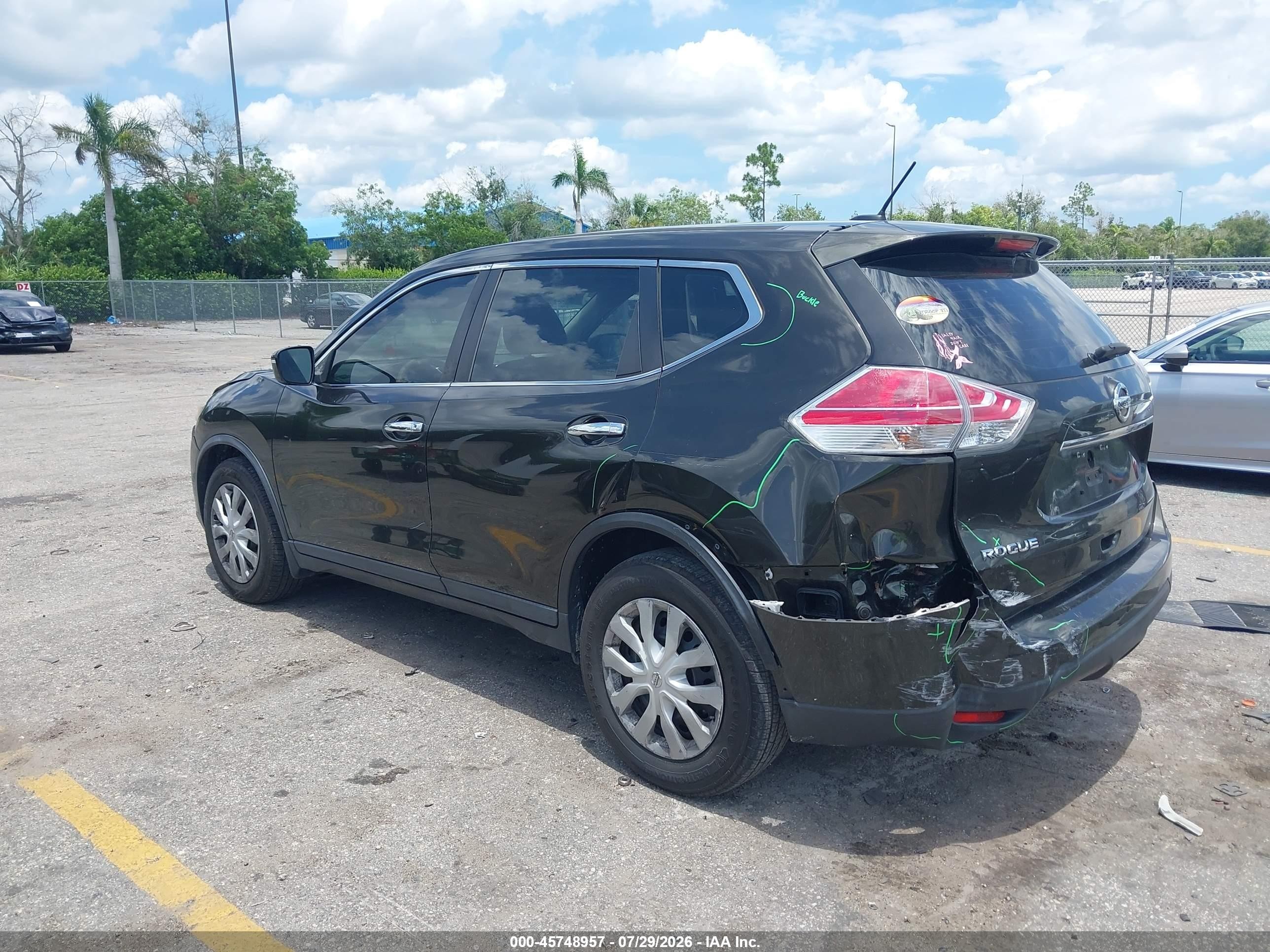 2015 Nissan Rogue S Brown vin: KNMAT2MT5FP529987