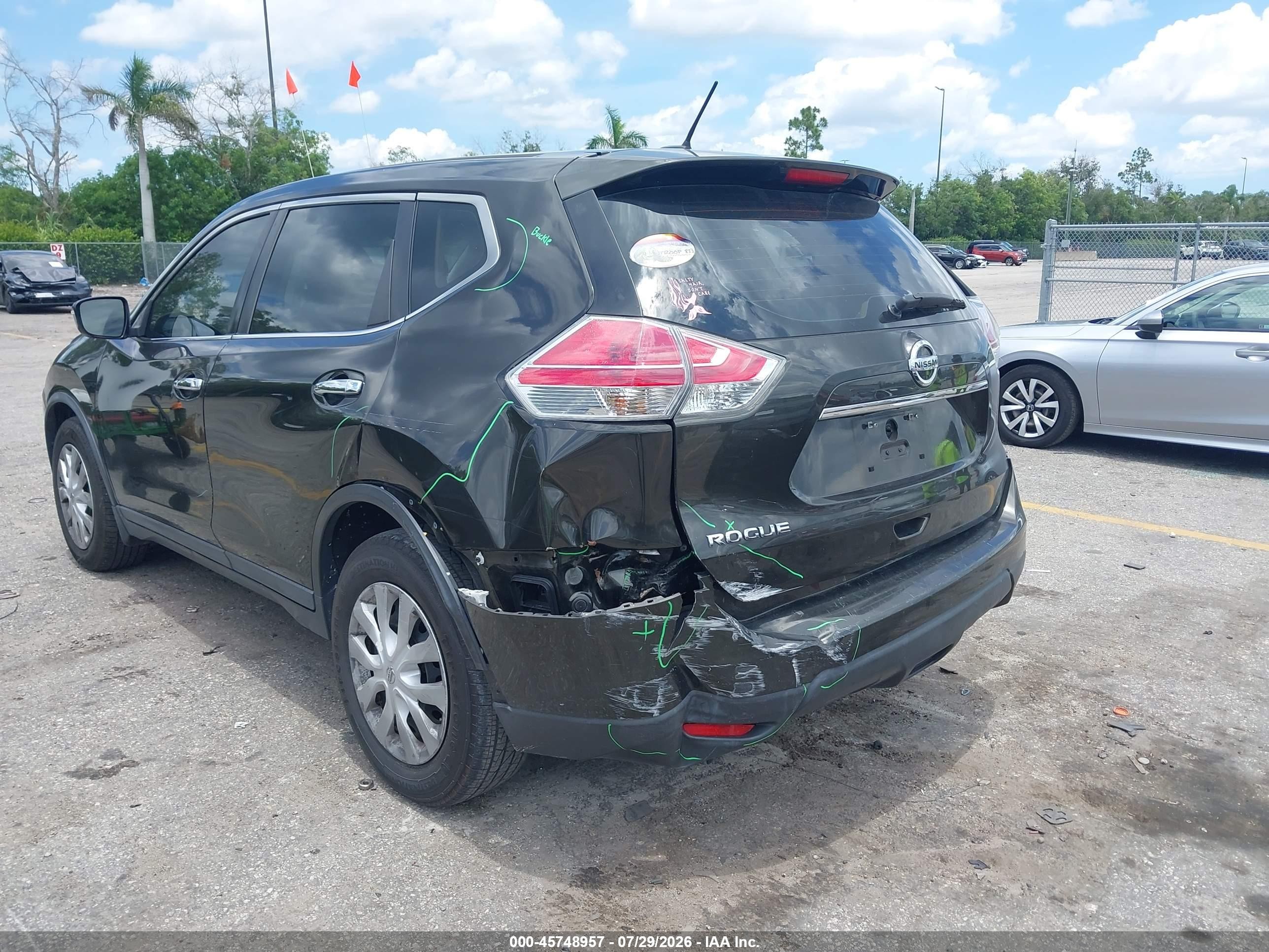 2015 Nissan Rogue S Brown vin: KNMAT2MT5FP529987