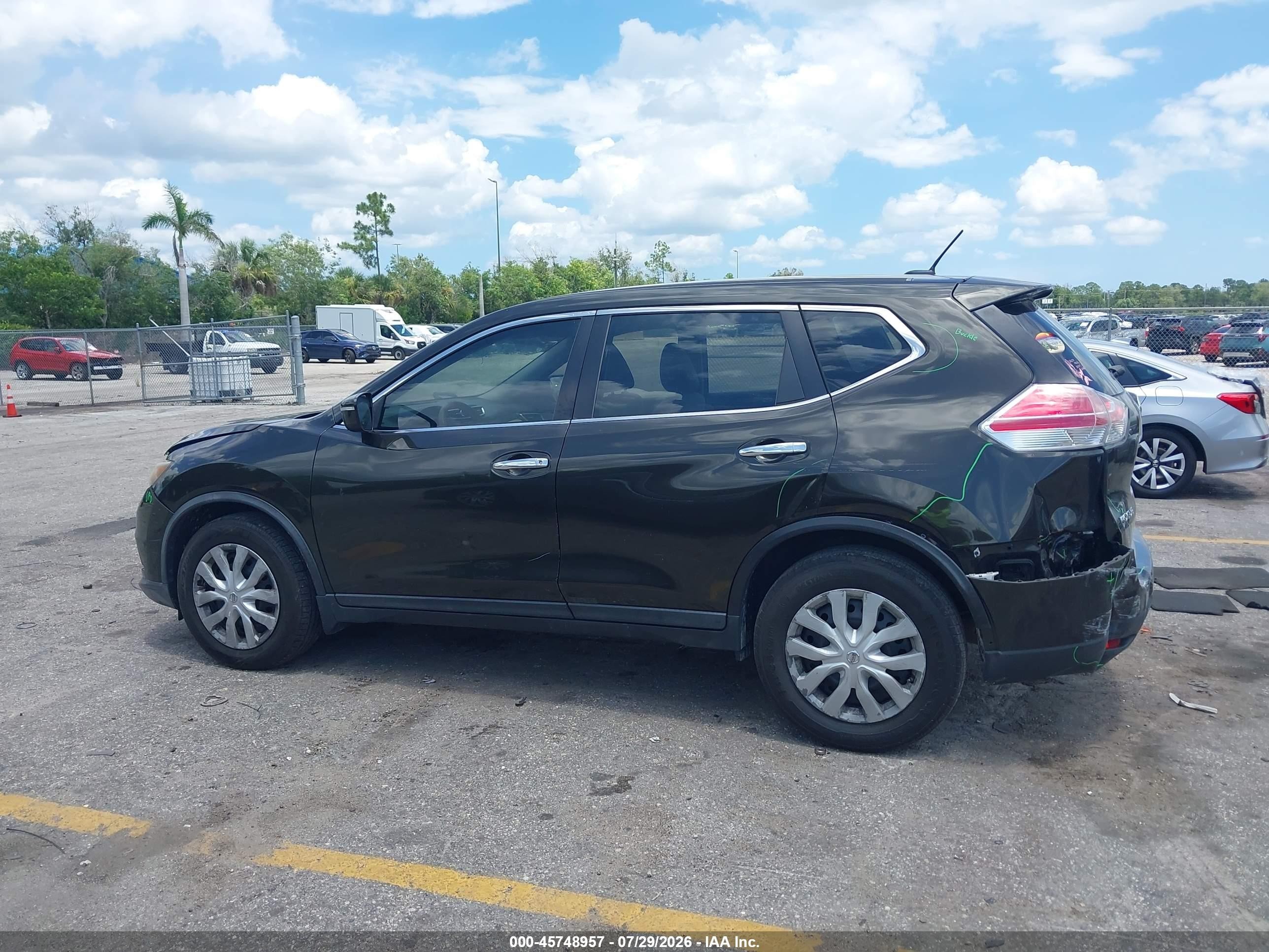 2015 Nissan Rogue S Brown vin: KNMAT2MT5FP529987