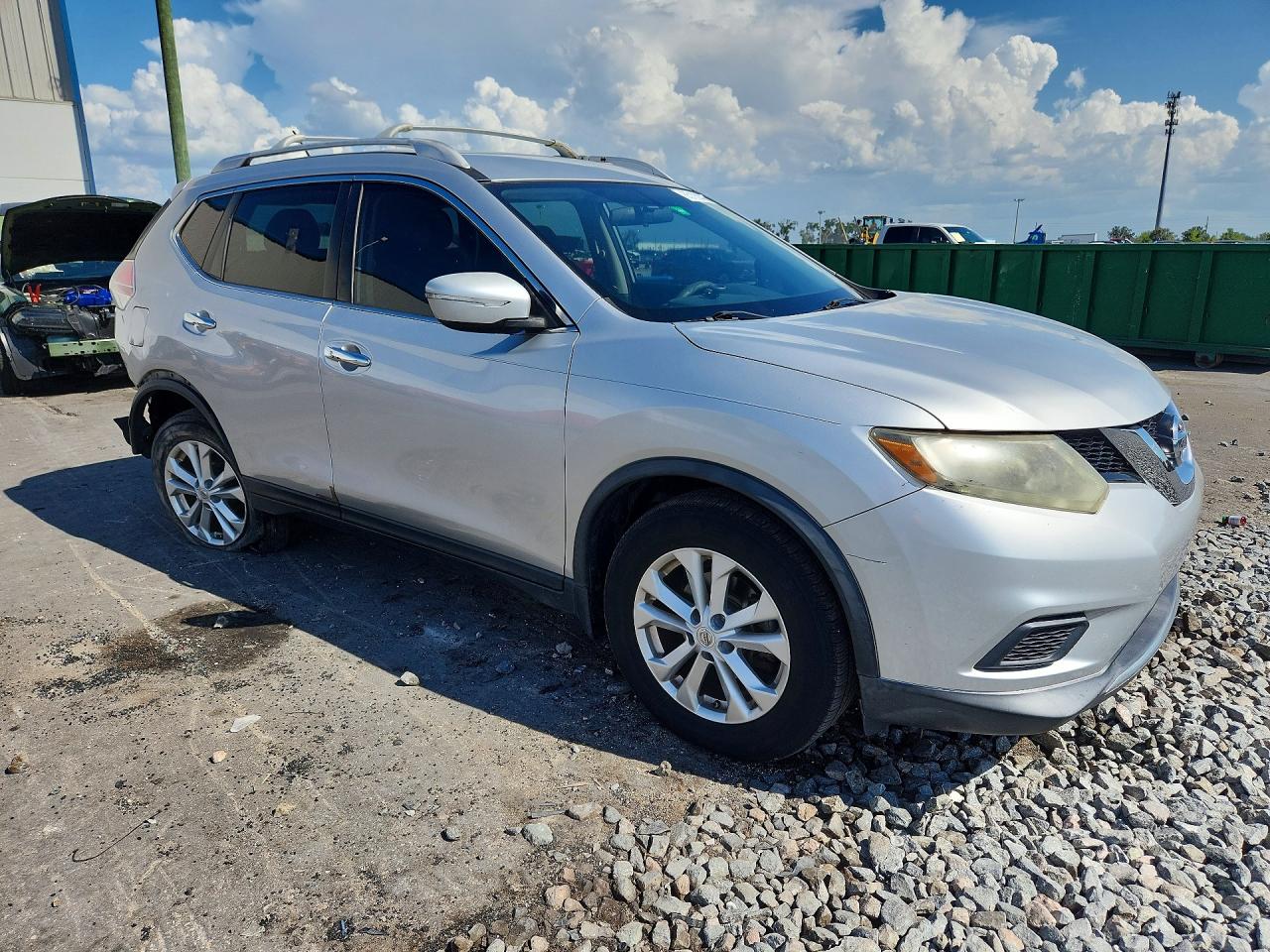 2015 Nissan Rogue Sv Silver vin: KNMAT2MT5FP533425