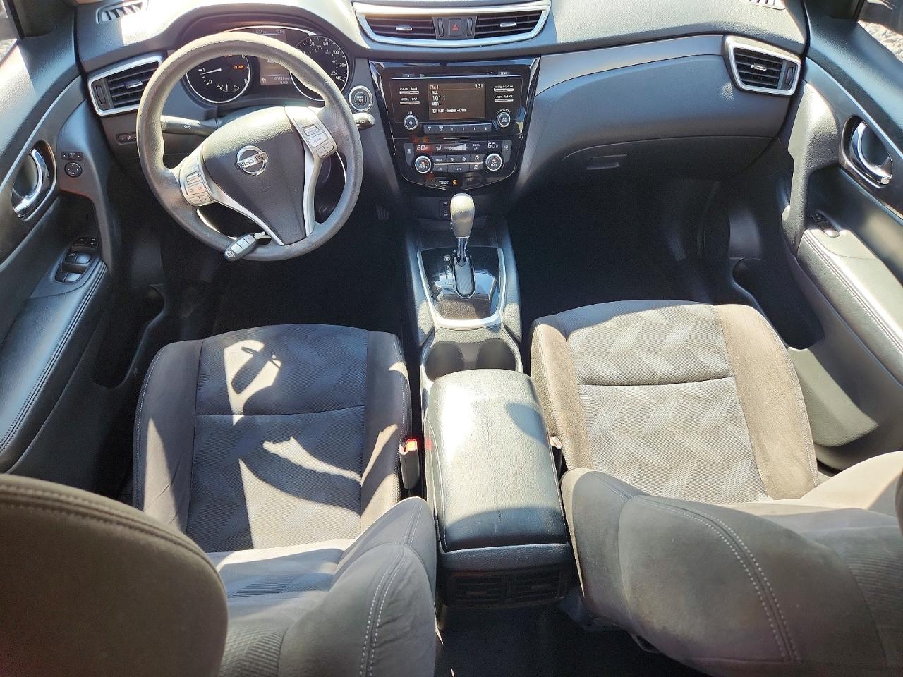 2015 Nissan Rogue Sv Silver vin: KNMAT2MT5FP533425