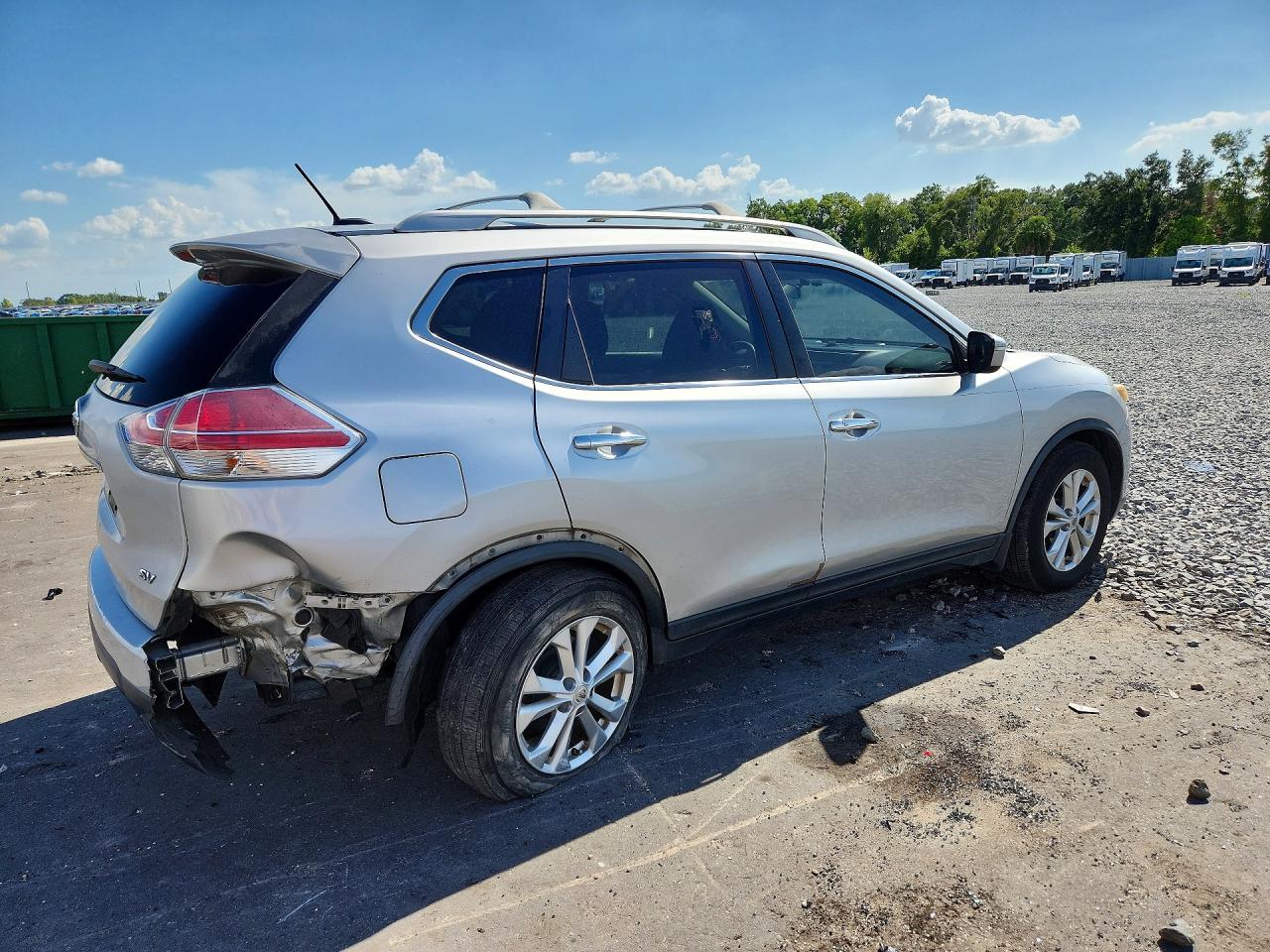 2015 Nissan Rogue Sv Silver vin: KNMAT2MT5FP533425