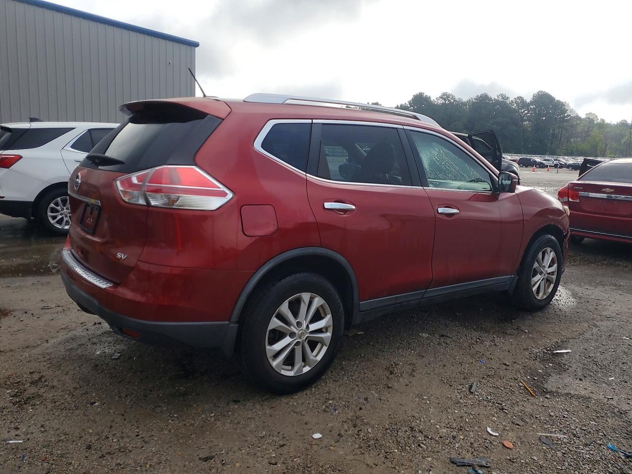 2015 Nissan Rogue Sv Red vin: KNMAT2MT5FP538088