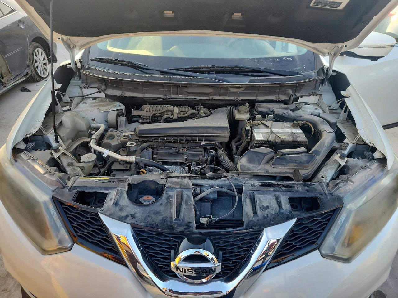 2015 Nissan Rogue Sv White vin: KNMAT2MT5FP541069