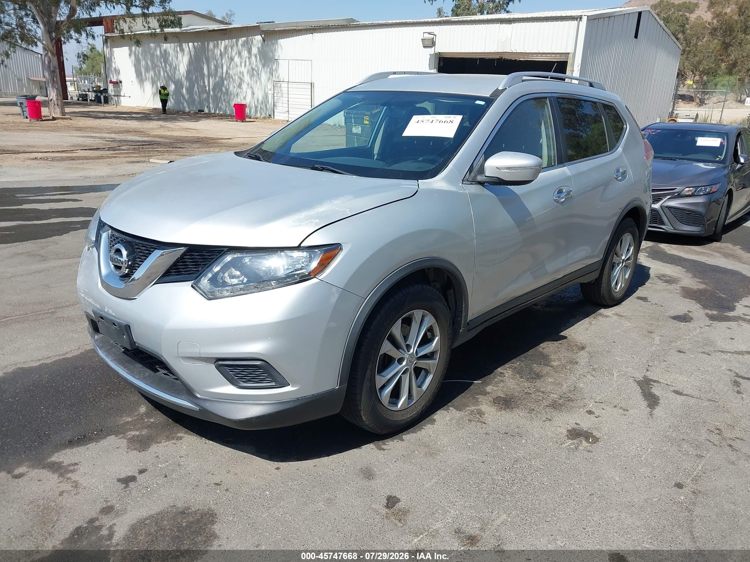 2015 Nissan Rogue Sv Silver vin: KNMAT2MT5FP559085