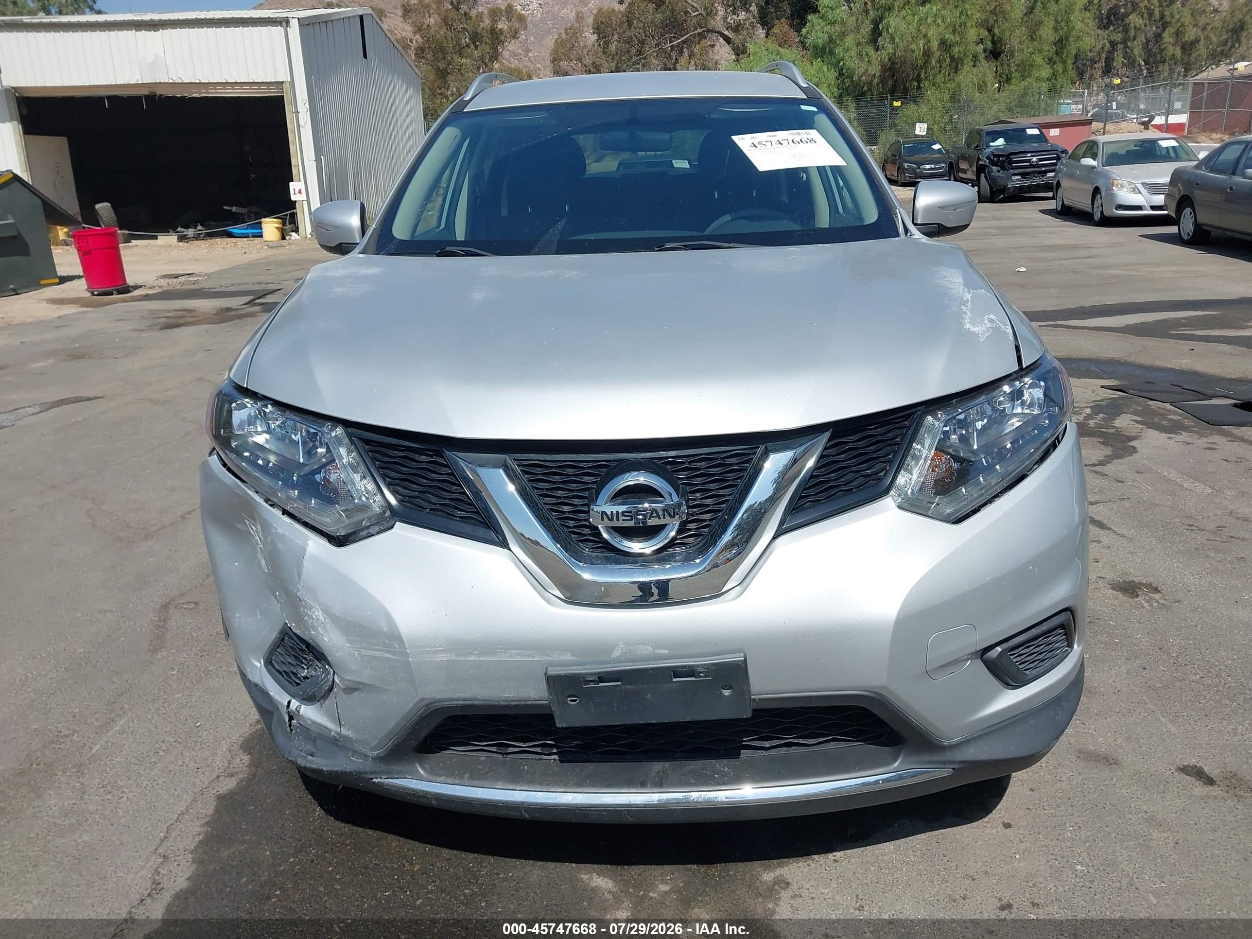 2015 Nissan Rogue Sv Silver vin: KNMAT2MT5FP559085