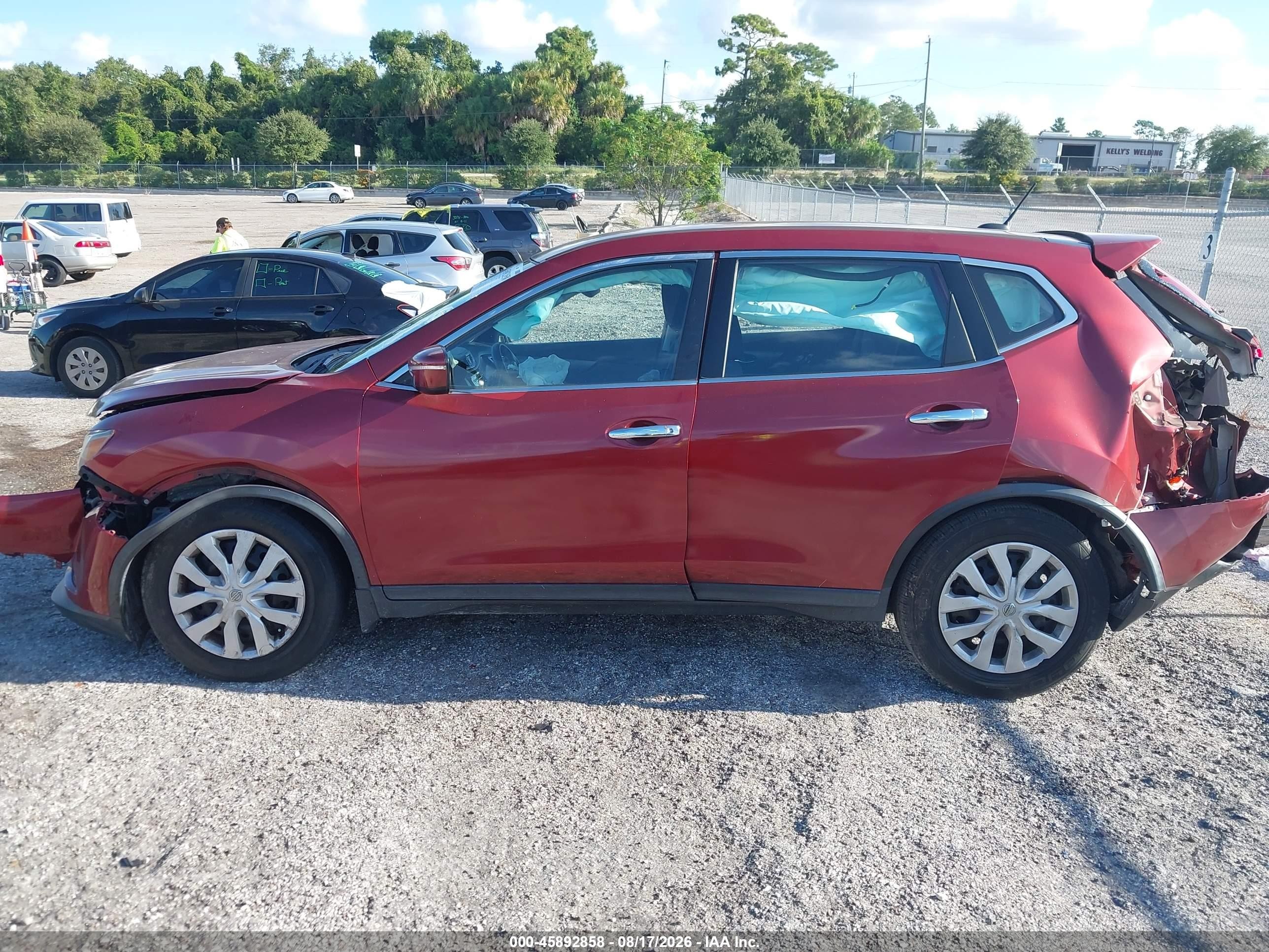 2015 Nissan Rogue S Бордовый vin: KNMAT2MT5FP578509