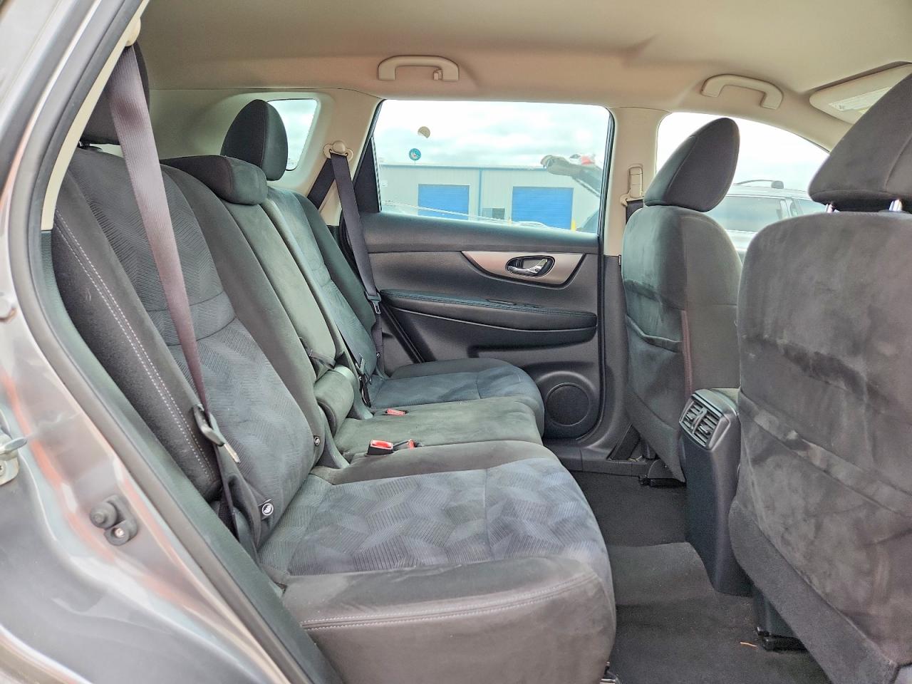 2015 Nissan Rogue S Серый vin: KNMAT2MT5FP579997