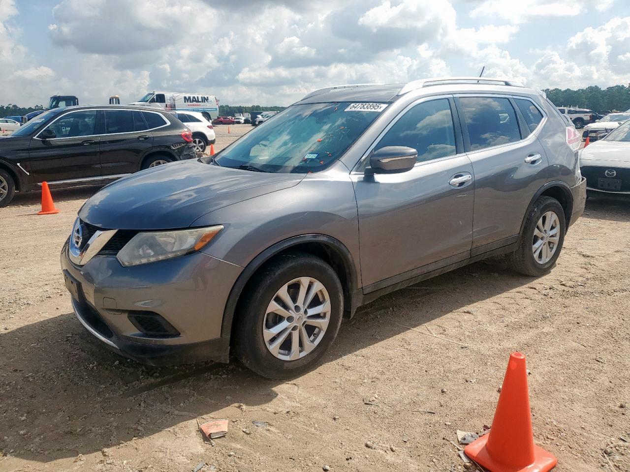 2015 Nissan Rogue Silver vin: KNMAT2MT5FP586626