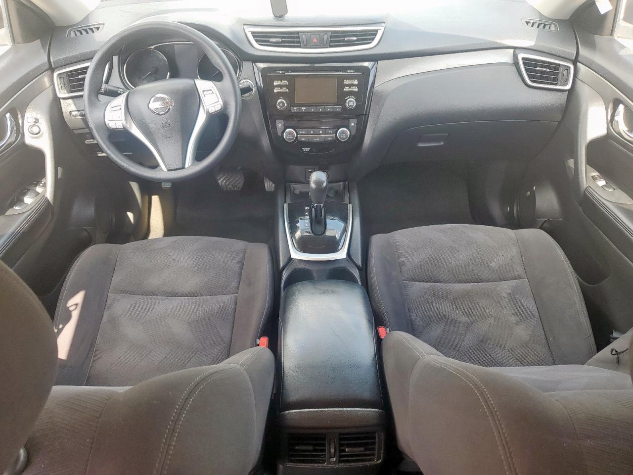 2015 Nissan Rogue Silver vin: KNMAT2MT5FP586626