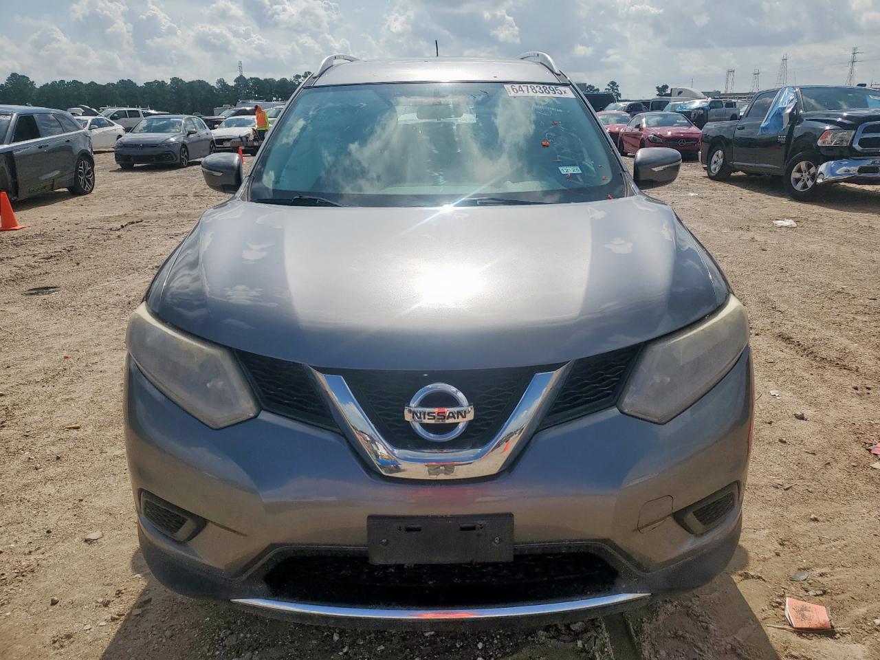 2015 Nissan Rogue Silver vin: KNMAT2MT5FP586626