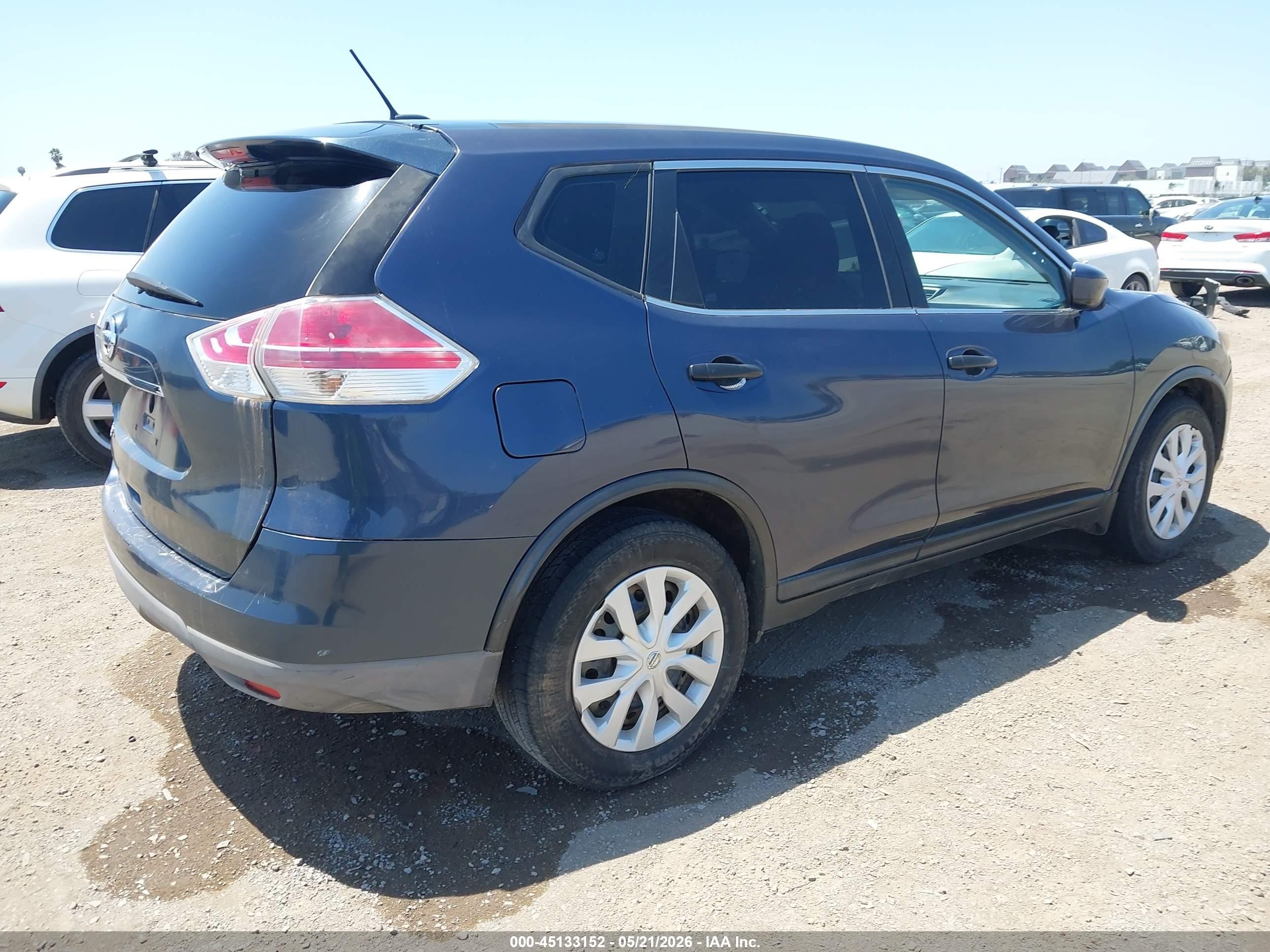 2016 Nissan Rogue S Blue vin: KNMAT2MT5GP605791