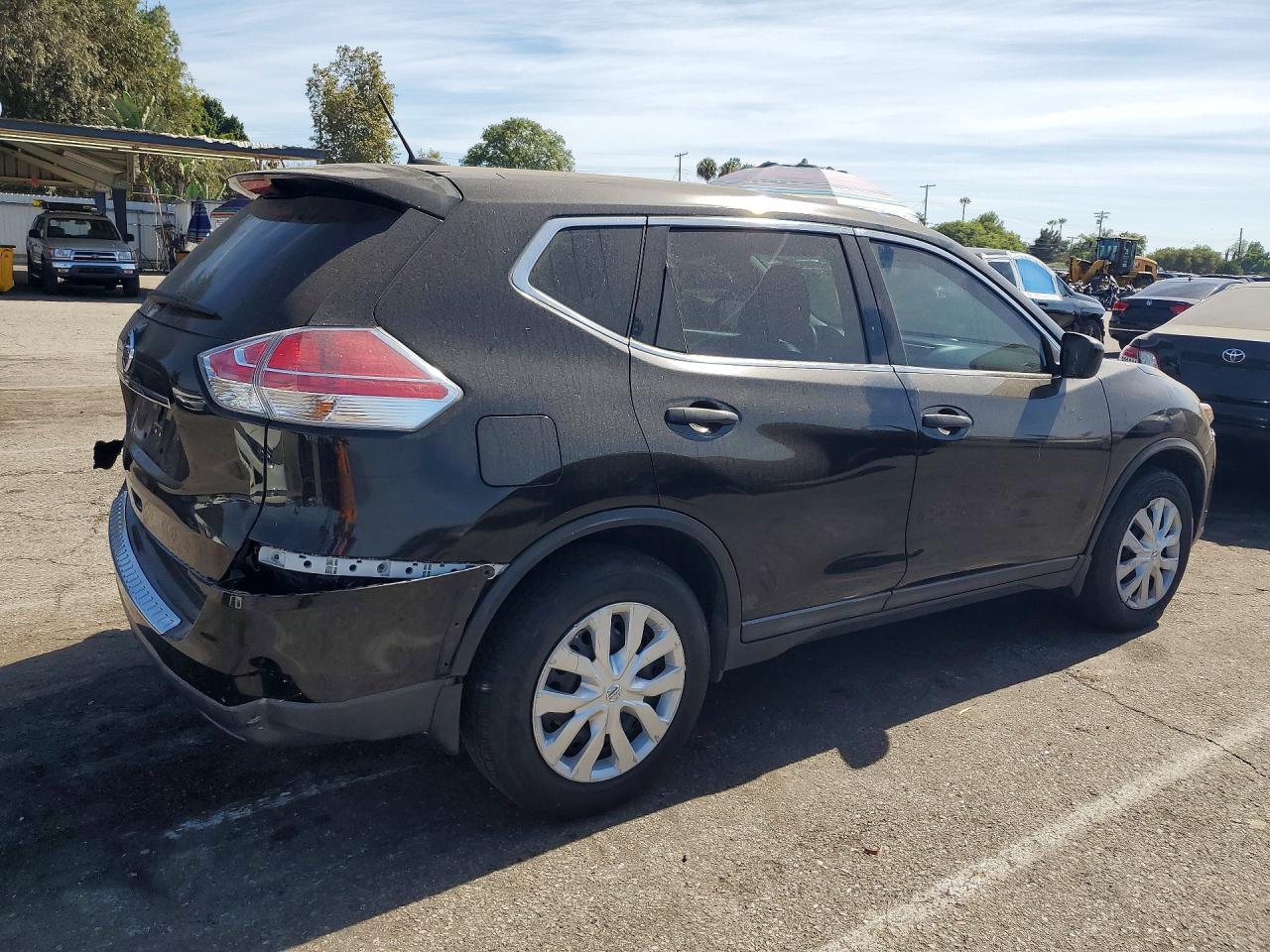 2016 Nissan Rogue S Черный vin: KNMAT2MT5GP636510