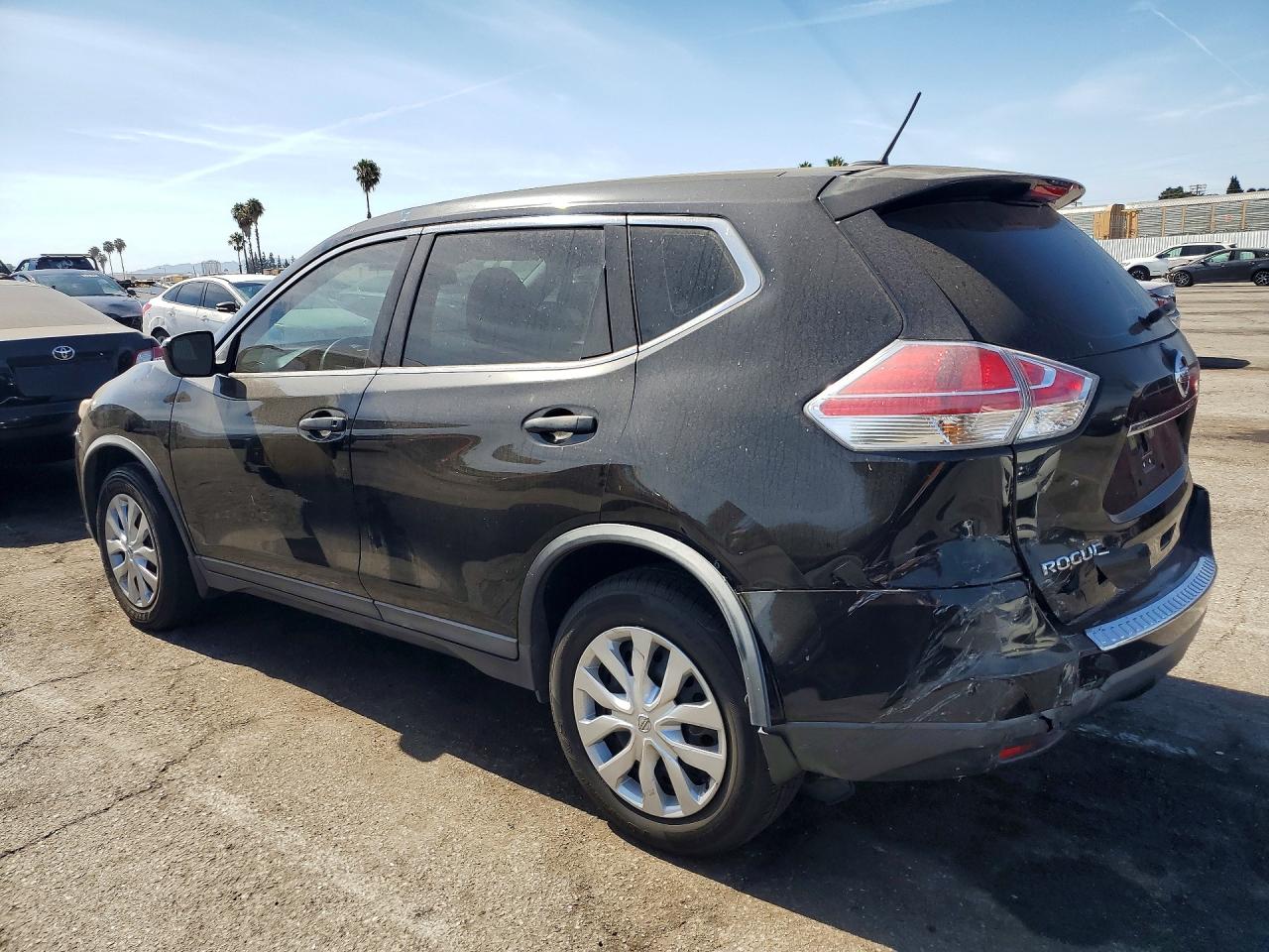 2016 Nissan Rogue S Черный vin: KNMAT2MT5GP636510