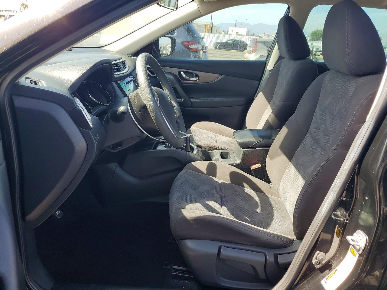 2016 Nissan Rogue S Черный vin: KNMAT2MT5GP636510