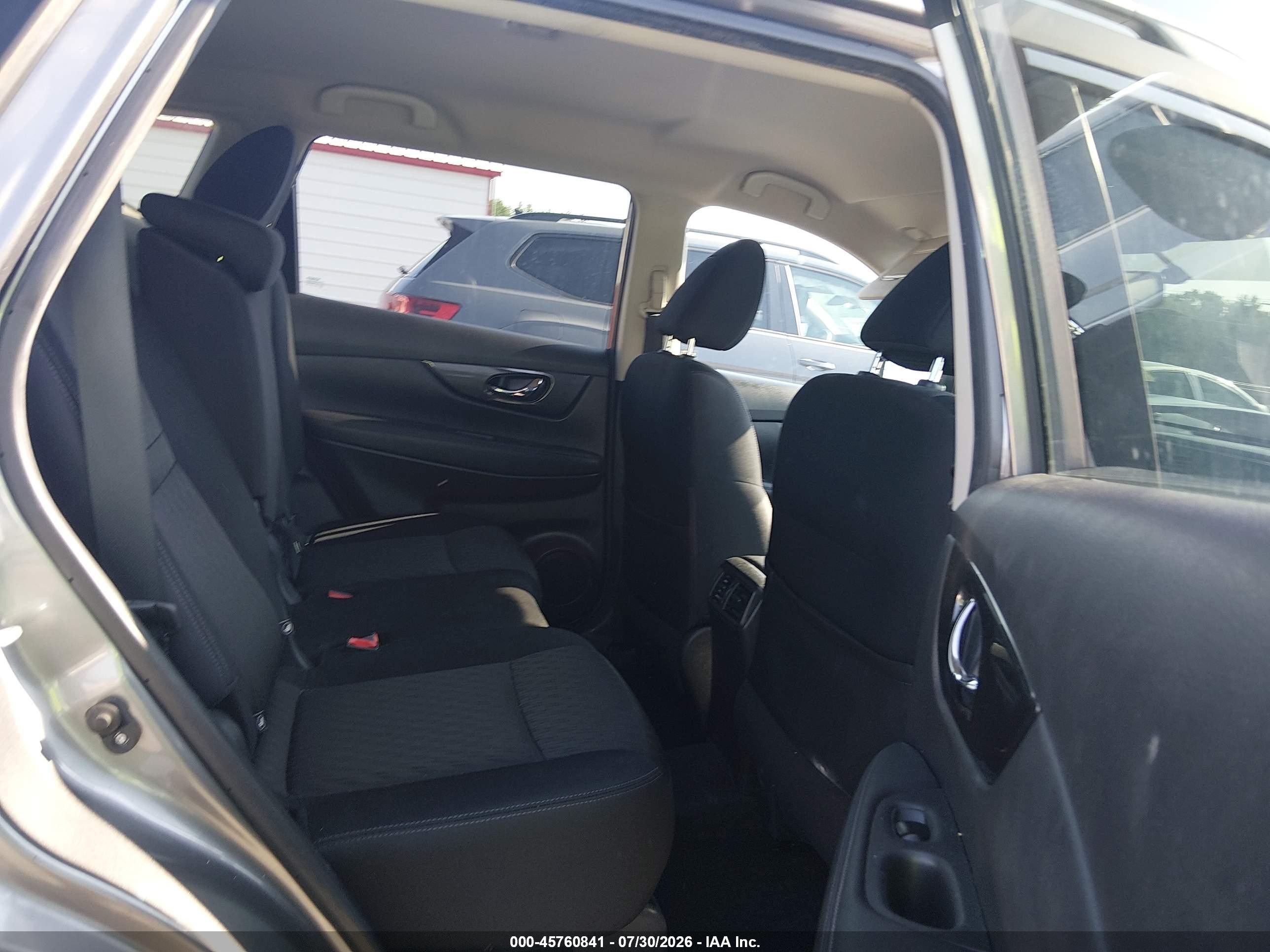 2017 Nissan Rogue Sv Gray vin: KNMAT2MT5HP568453