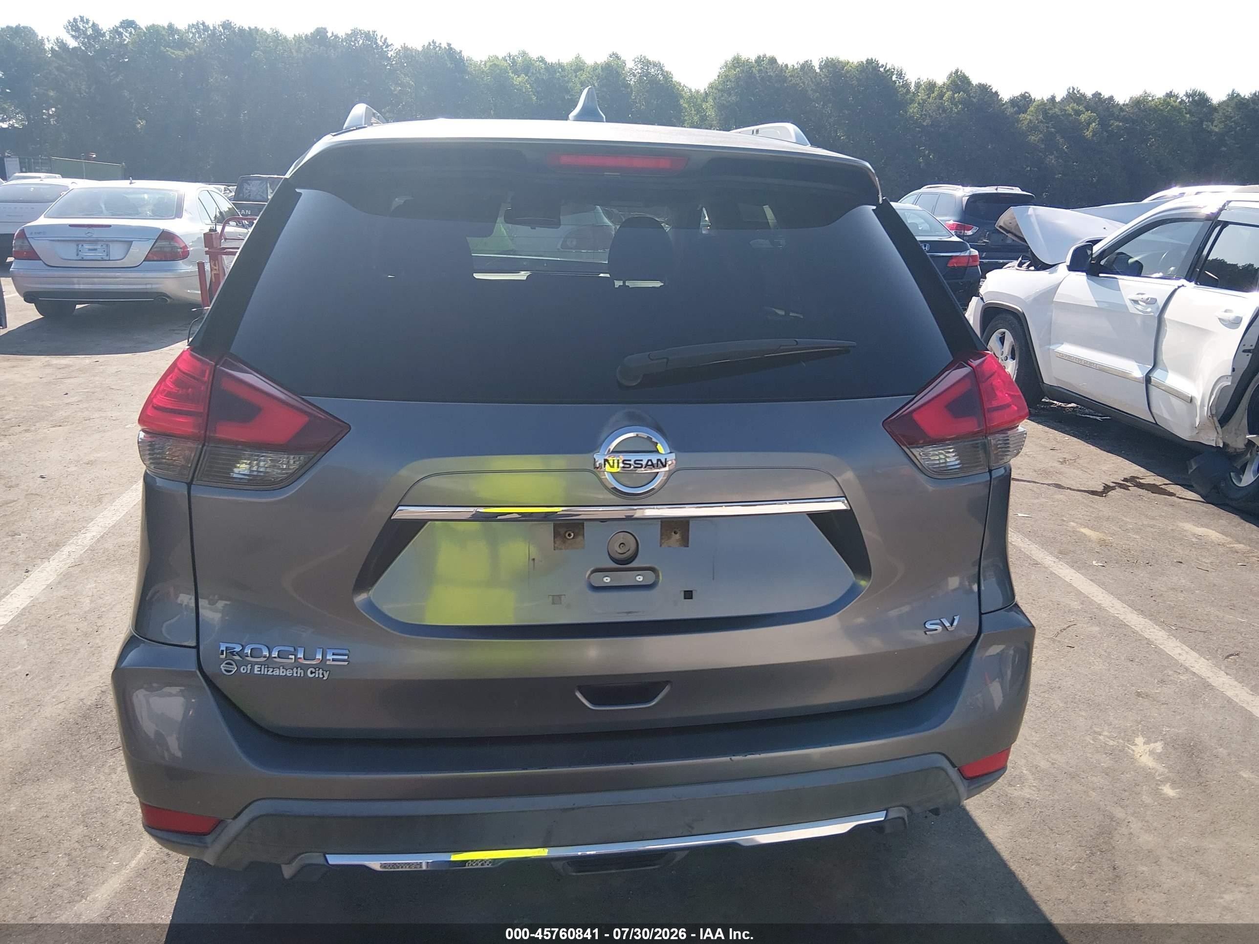 2017 Nissan Rogue Sv Gray vin: KNMAT2MT5HP568453