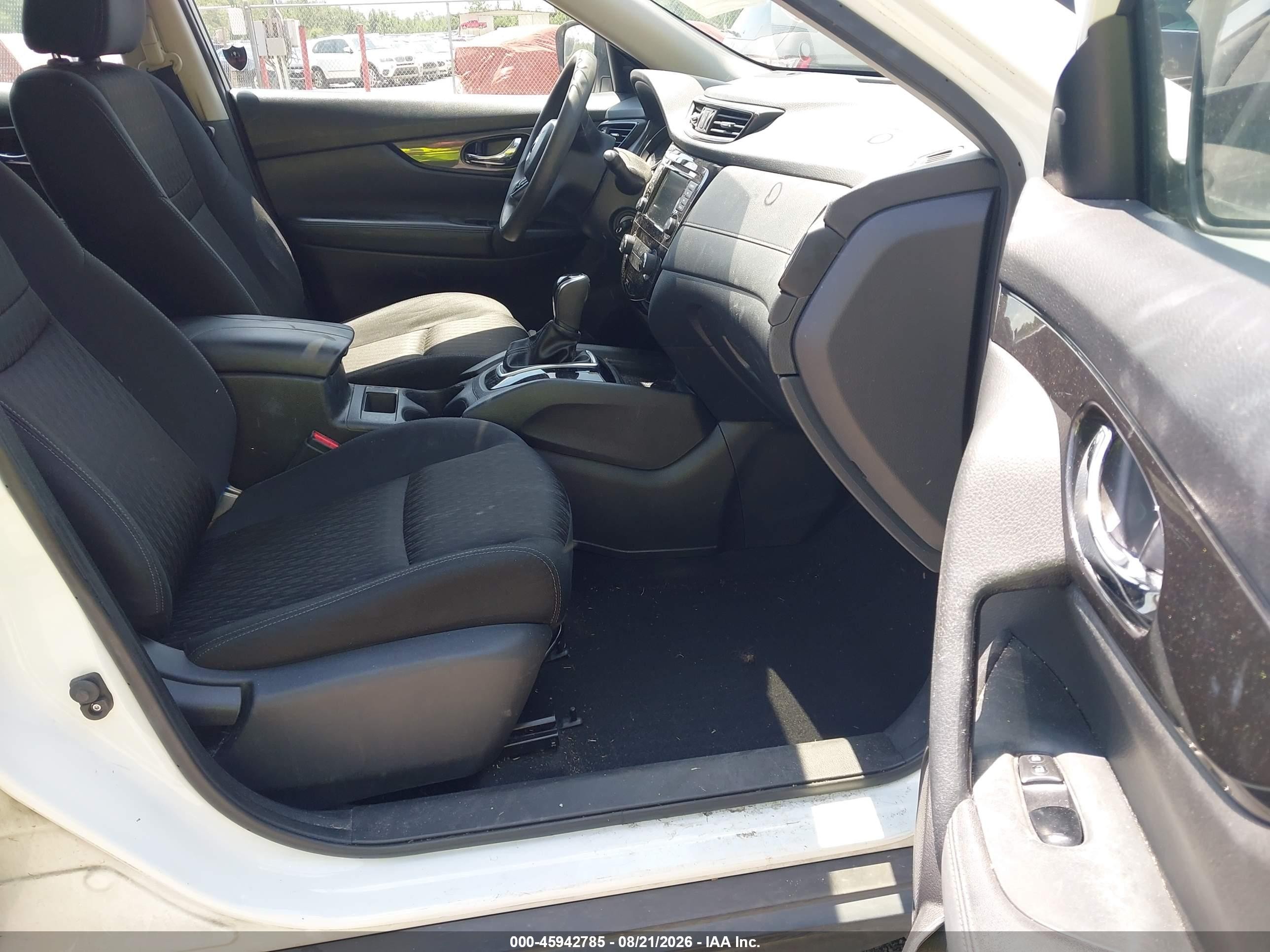 2018 Nissan Rogue S White vin: KNMAT2MT5JP580530