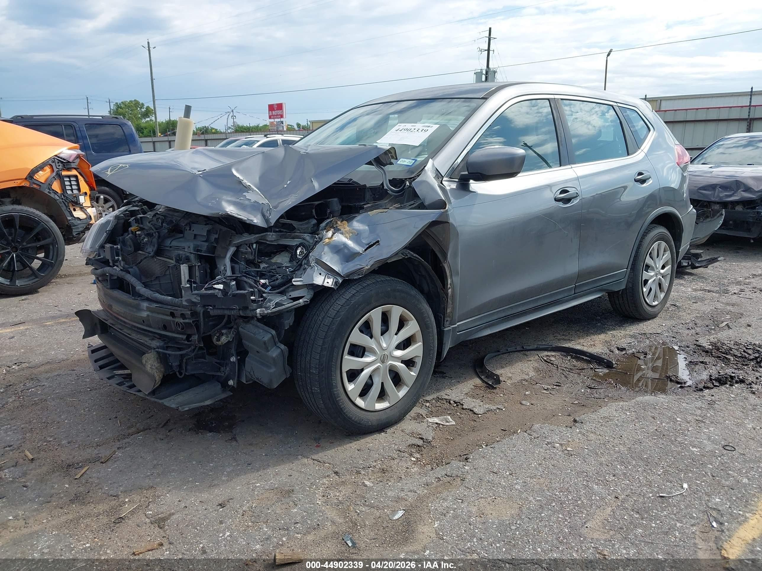 2018 Nissan Rogue S Серый vin: KNMAT2MT5JP596730