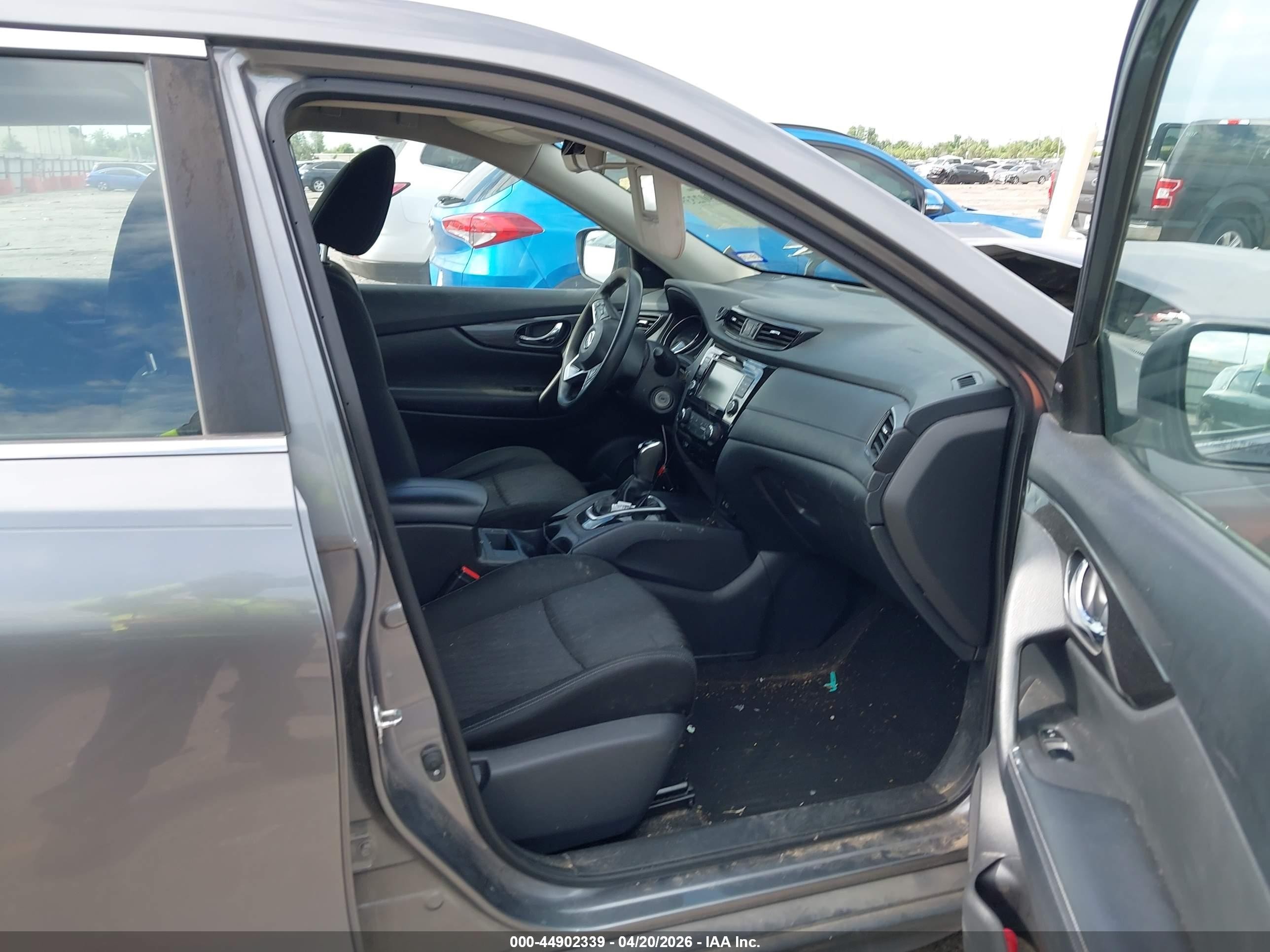 2018 Nissan Rogue S Серый vin: KNMAT2MT5JP596730