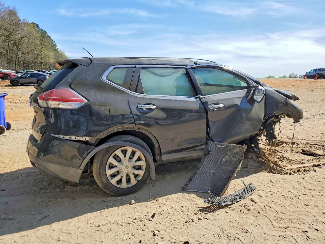 2015 Nissan Rogue S Черный vin: KNMAT2MT6FP502801