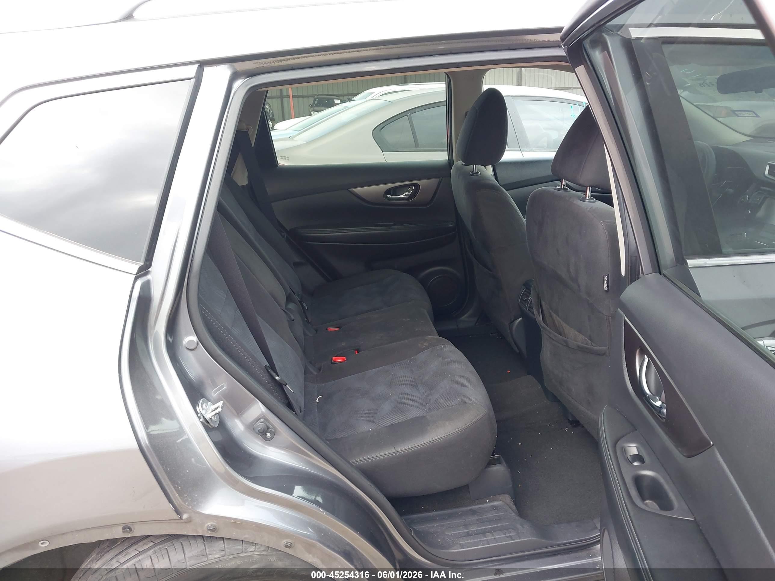 2015 Nissan Rogue Sv Gray vin: KNMAT2MT6FP508744