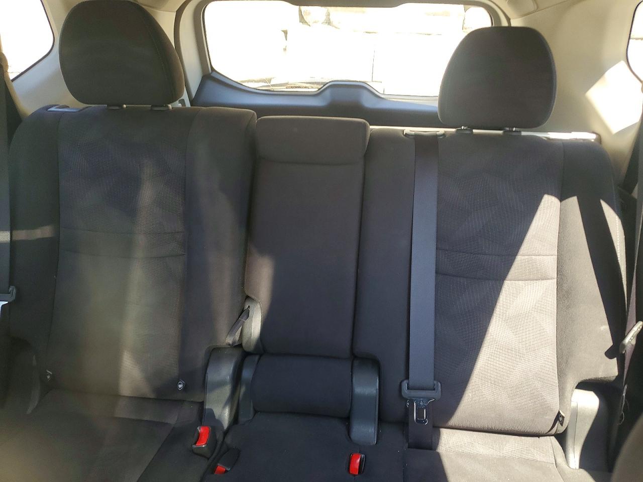 2015 Nissan Rogue Sv Black vin: KNMAT2MT6FP527729