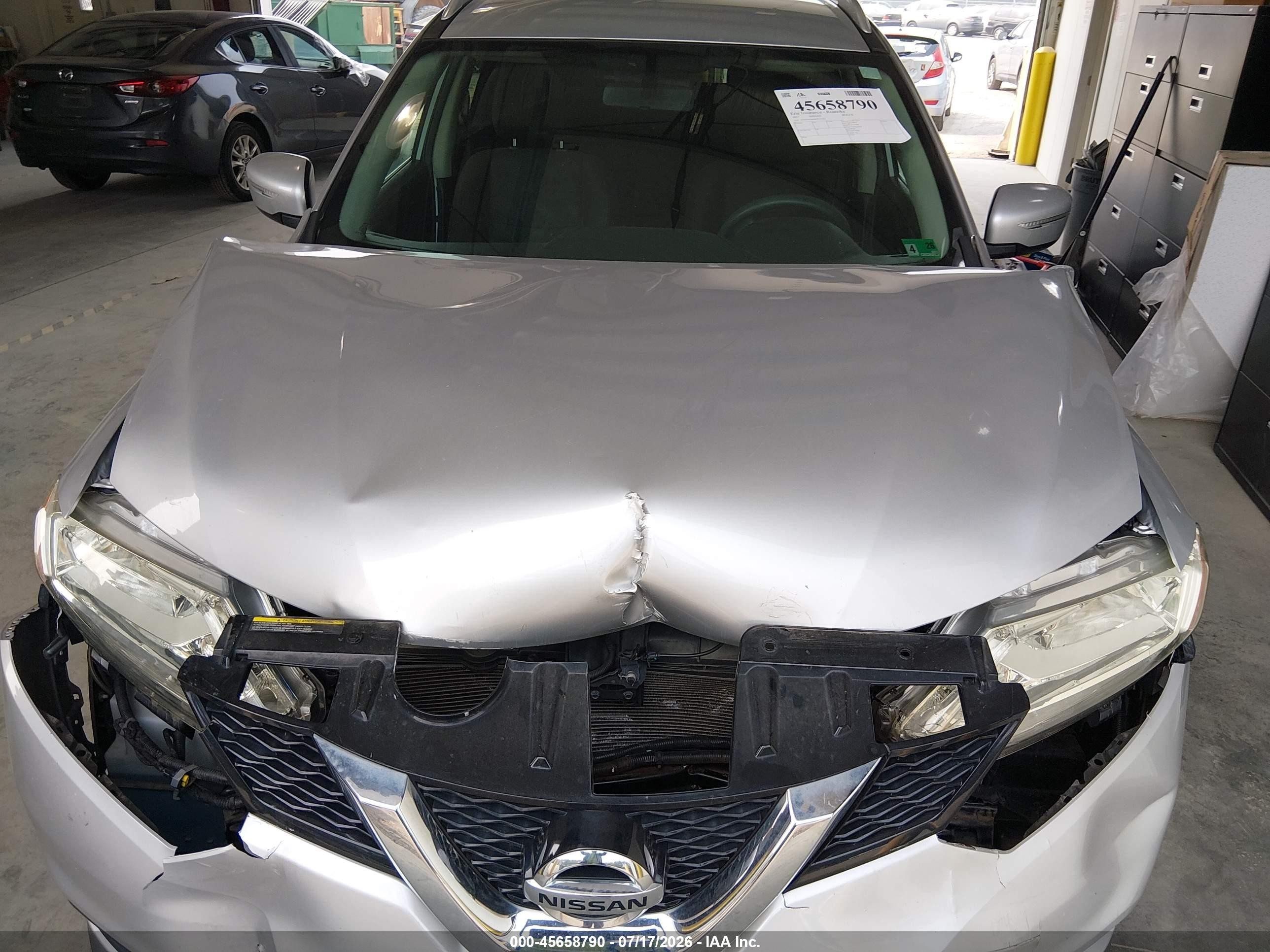 2015 Nissan Rogue Sv Silver vin: KNMAT2MT6FP535362