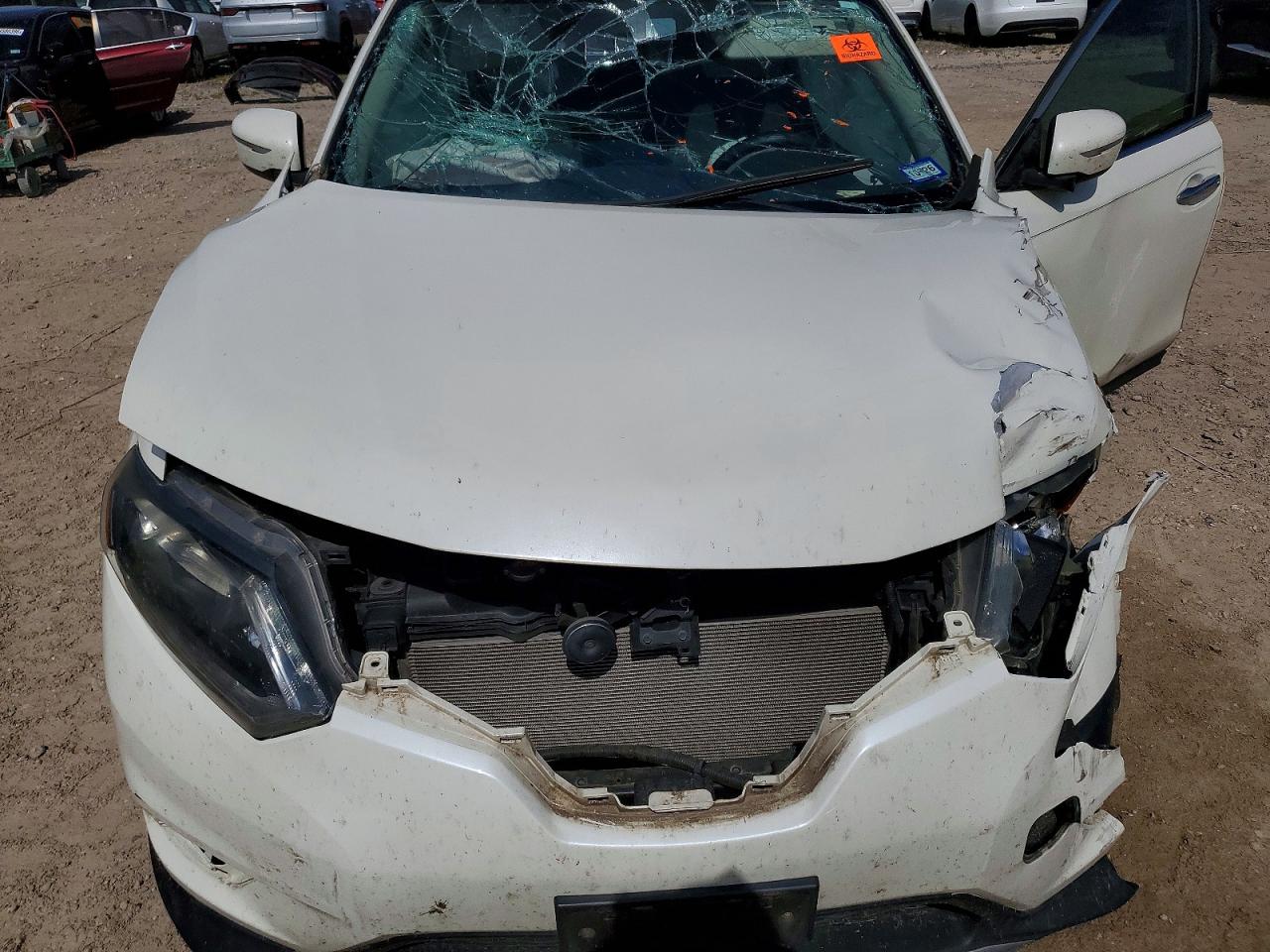 2015 Nissan Rogue Sv White vin: KNMAT2MT6FP540027