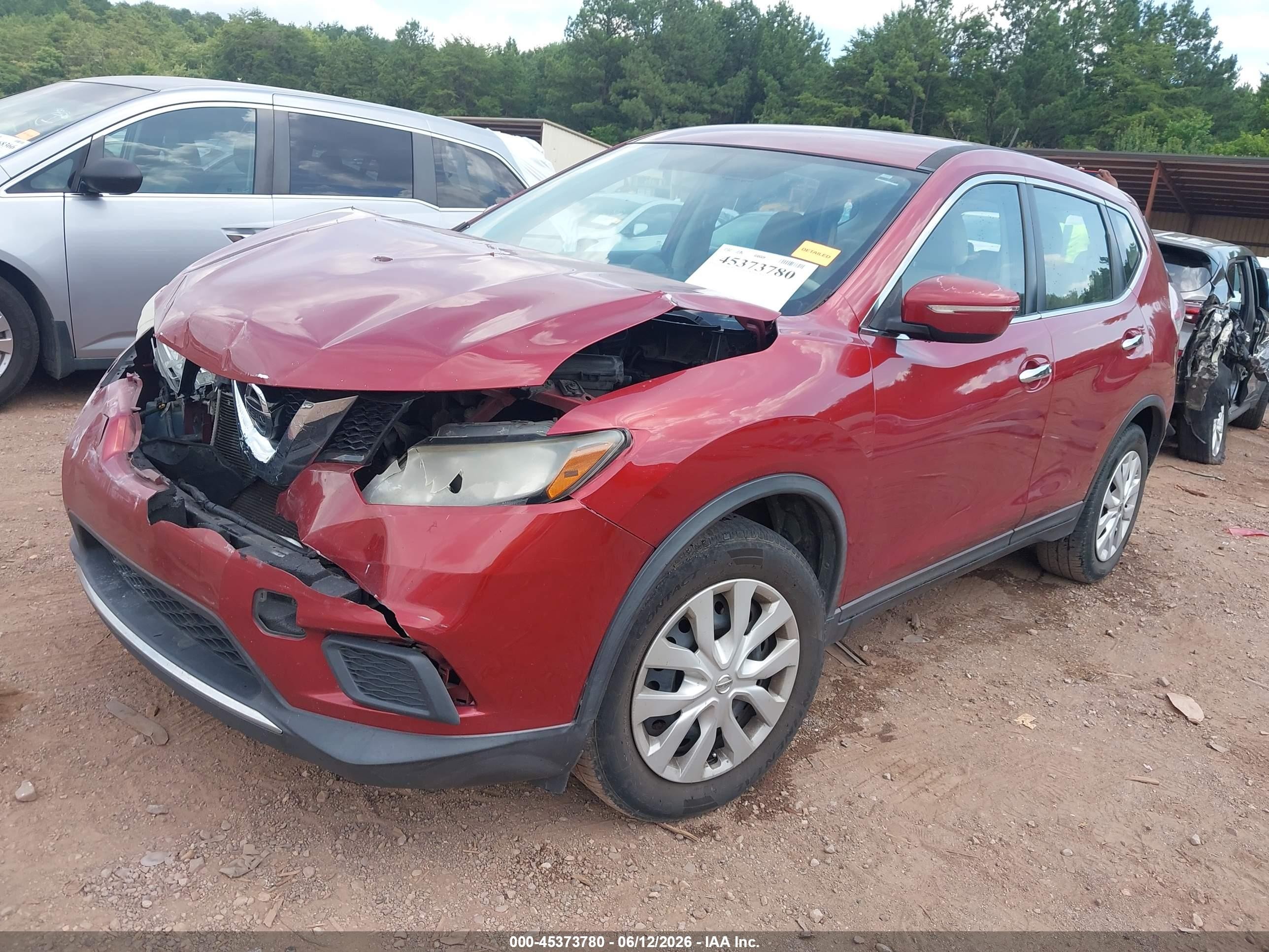 2015 Nissan Rogue S Maroon vin: KNMAT2MT6FP542781